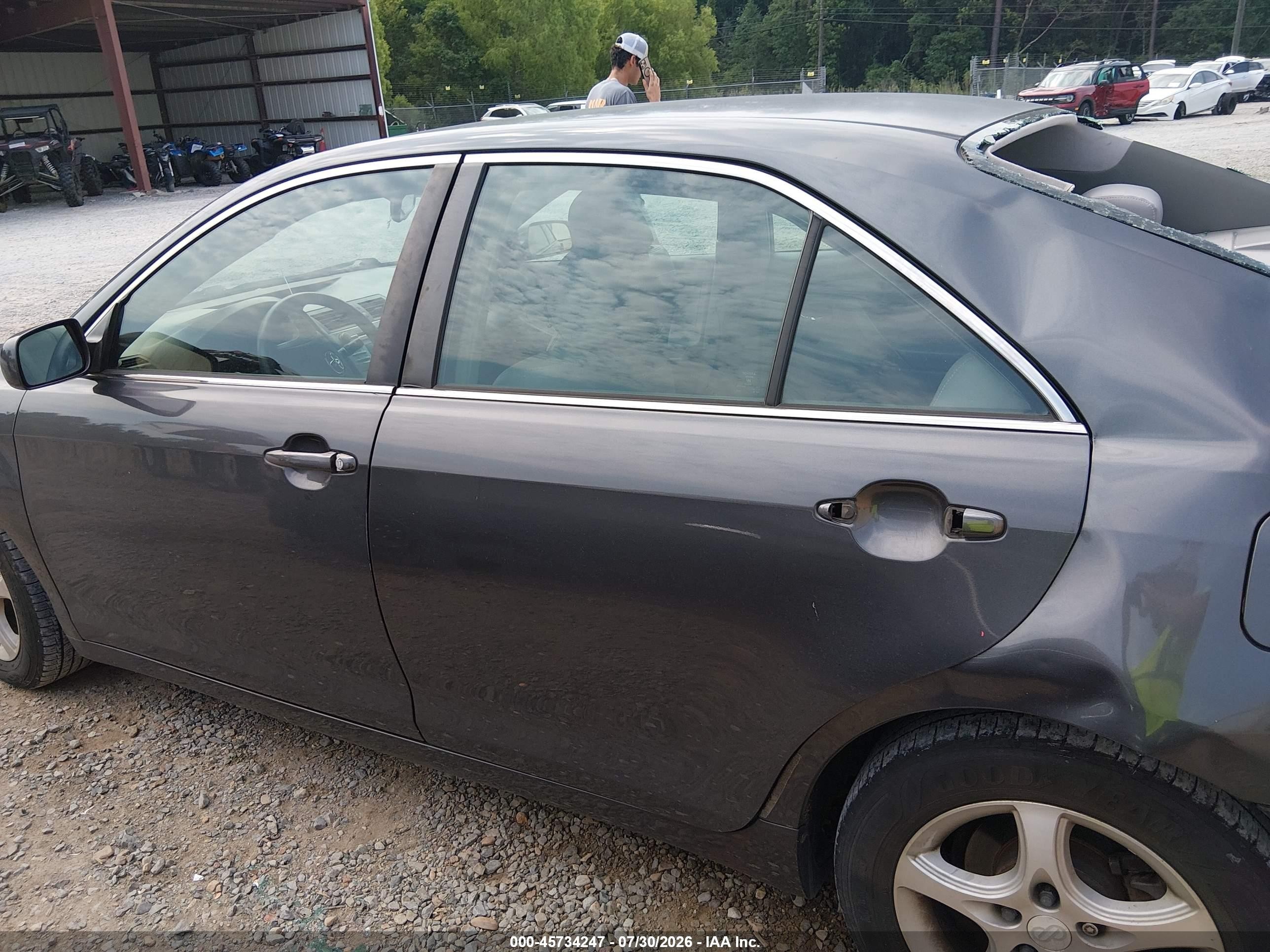 2007 Toyota Camry Le Gray vin: 4T1BE46K57U644053