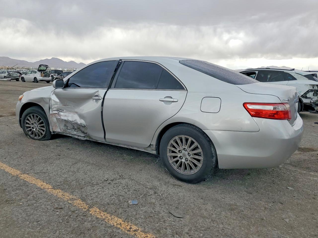 2007 Toyota Camry Le Silver vin: 4T1BE46K57U651052