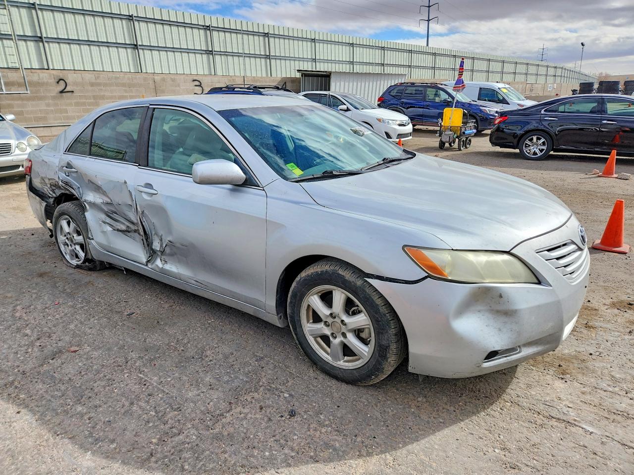 2007 Toyota Camry Le Silver vin: 4T1BE46K57U651195