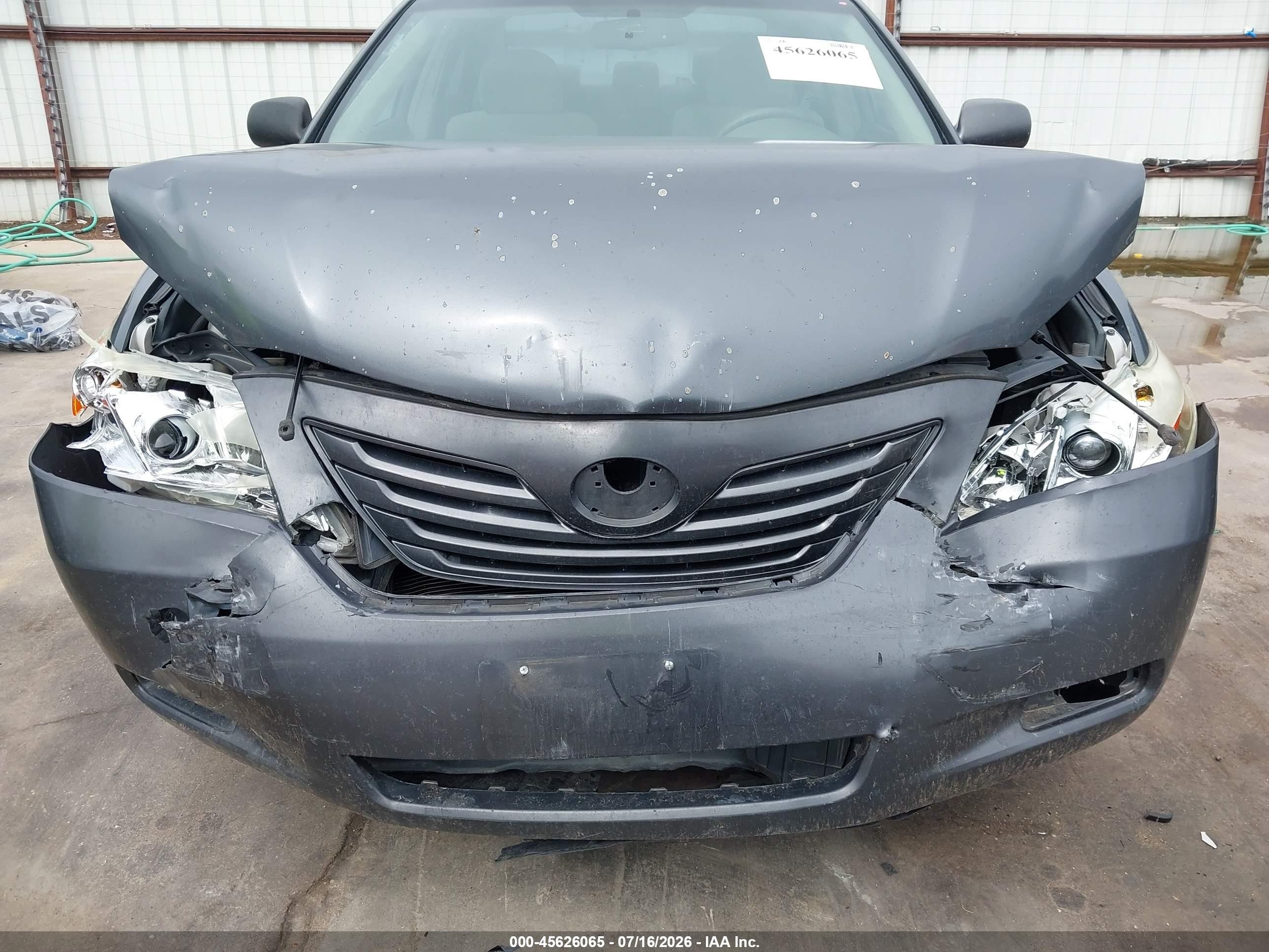 2007 Toyota Camry Le Gray vin: 4T1BE46K57U665372