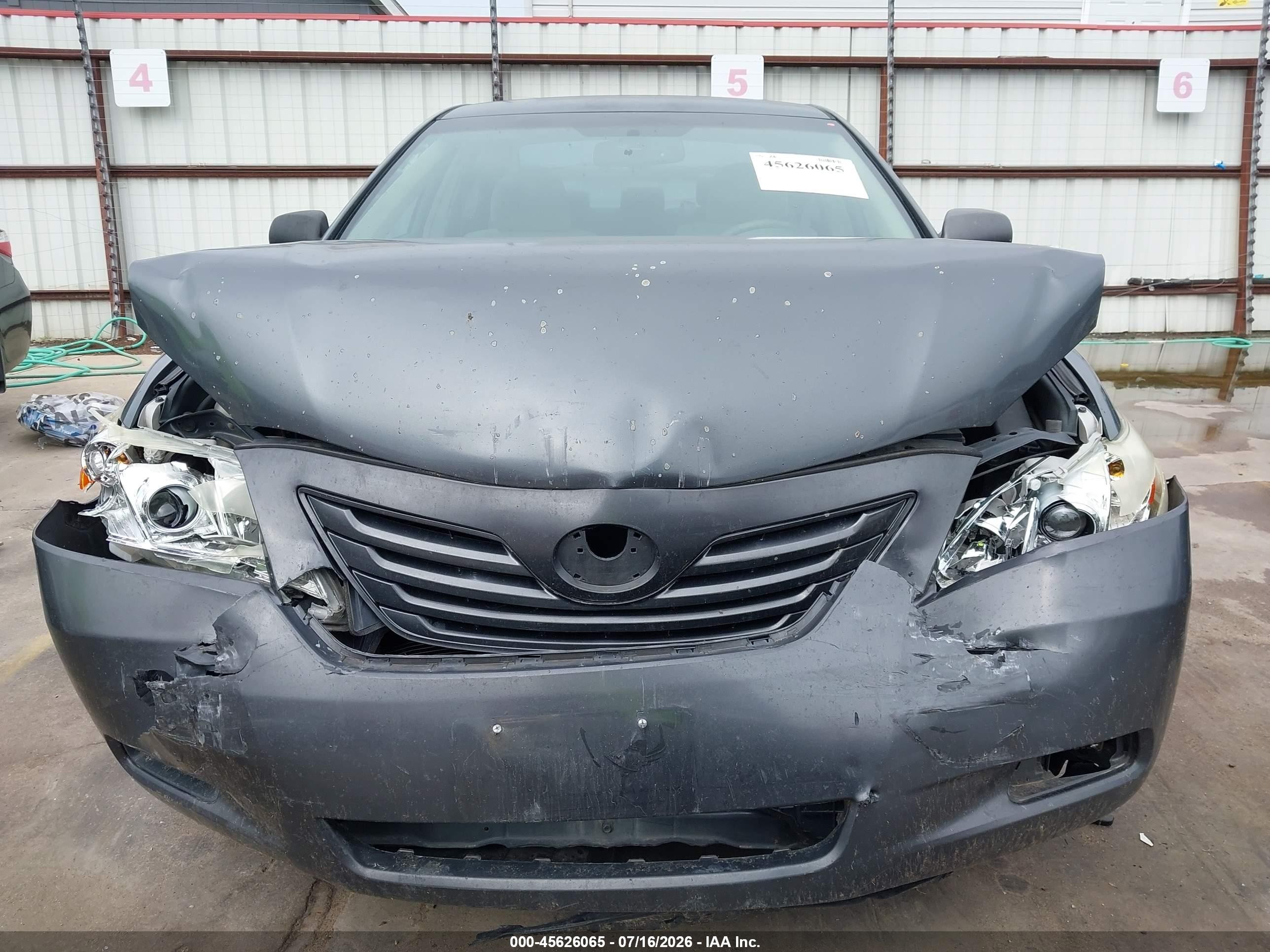 2007 Toyota Camry Le Gray vin: 4T1BE46K57U665372
