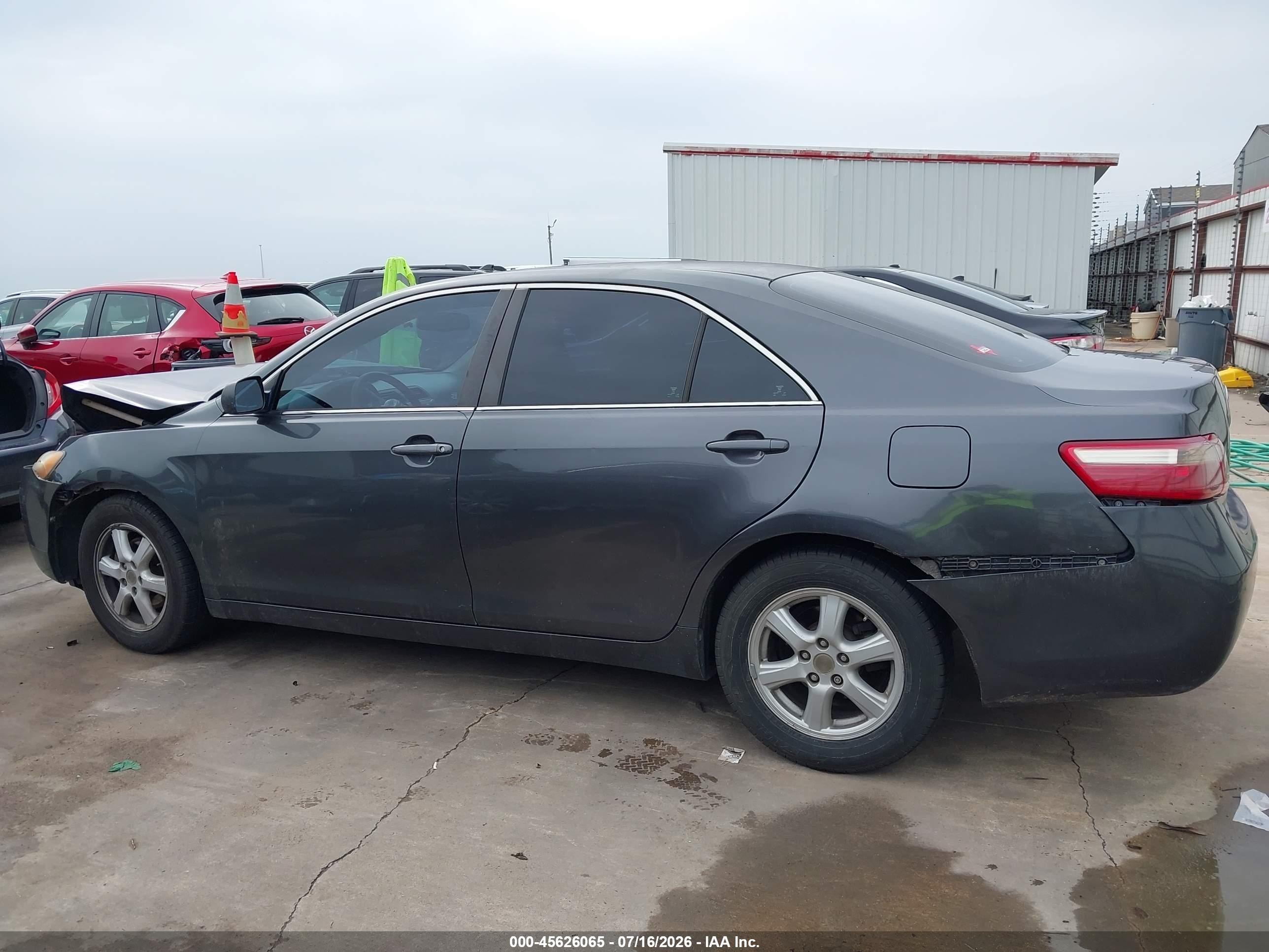 2007 Toyota Camry Le Gray vin: 4T1BE46K57U665372