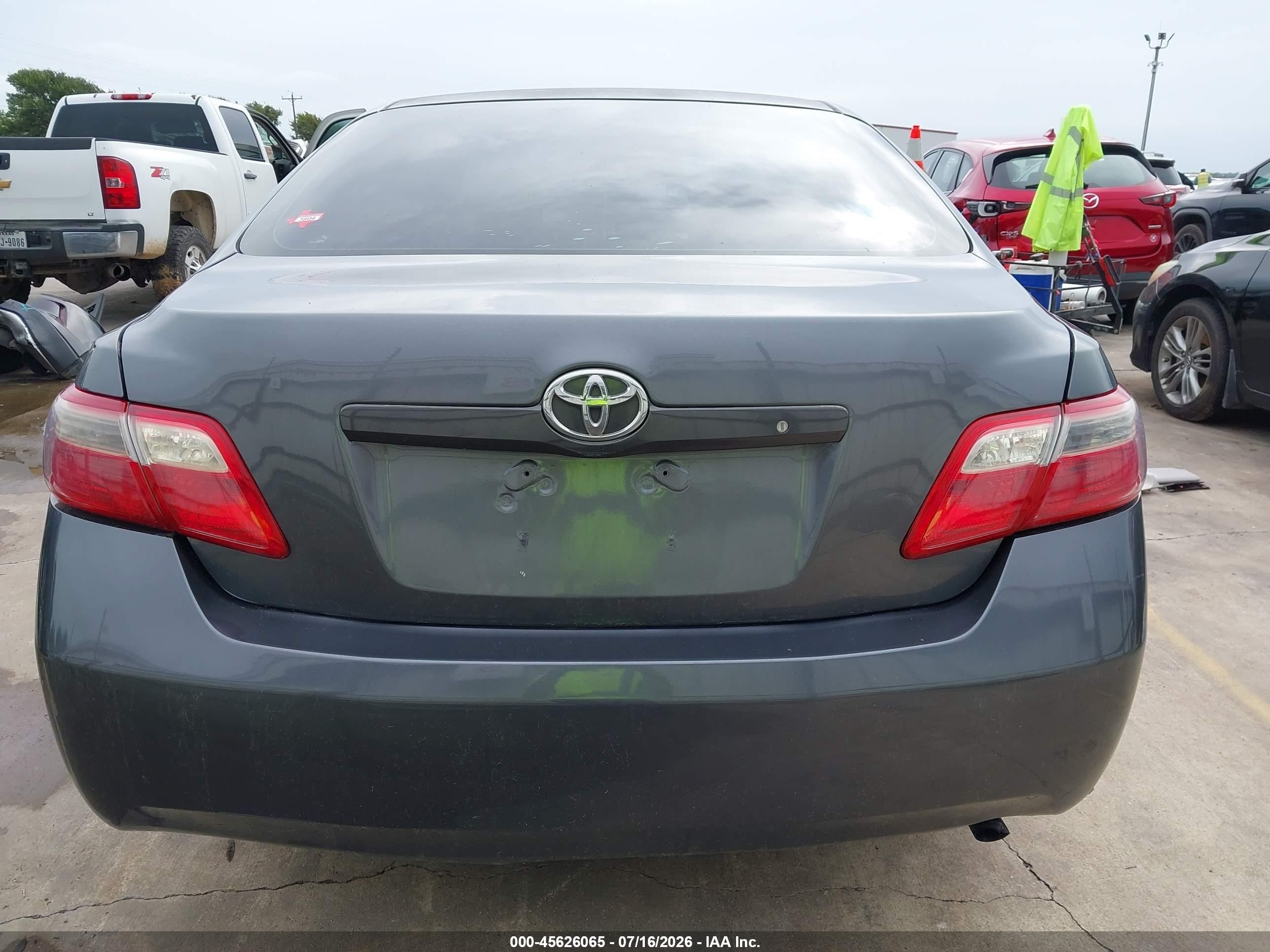 2007 Toyota Camry Le Gray vin: 4T1BE46K57U665372