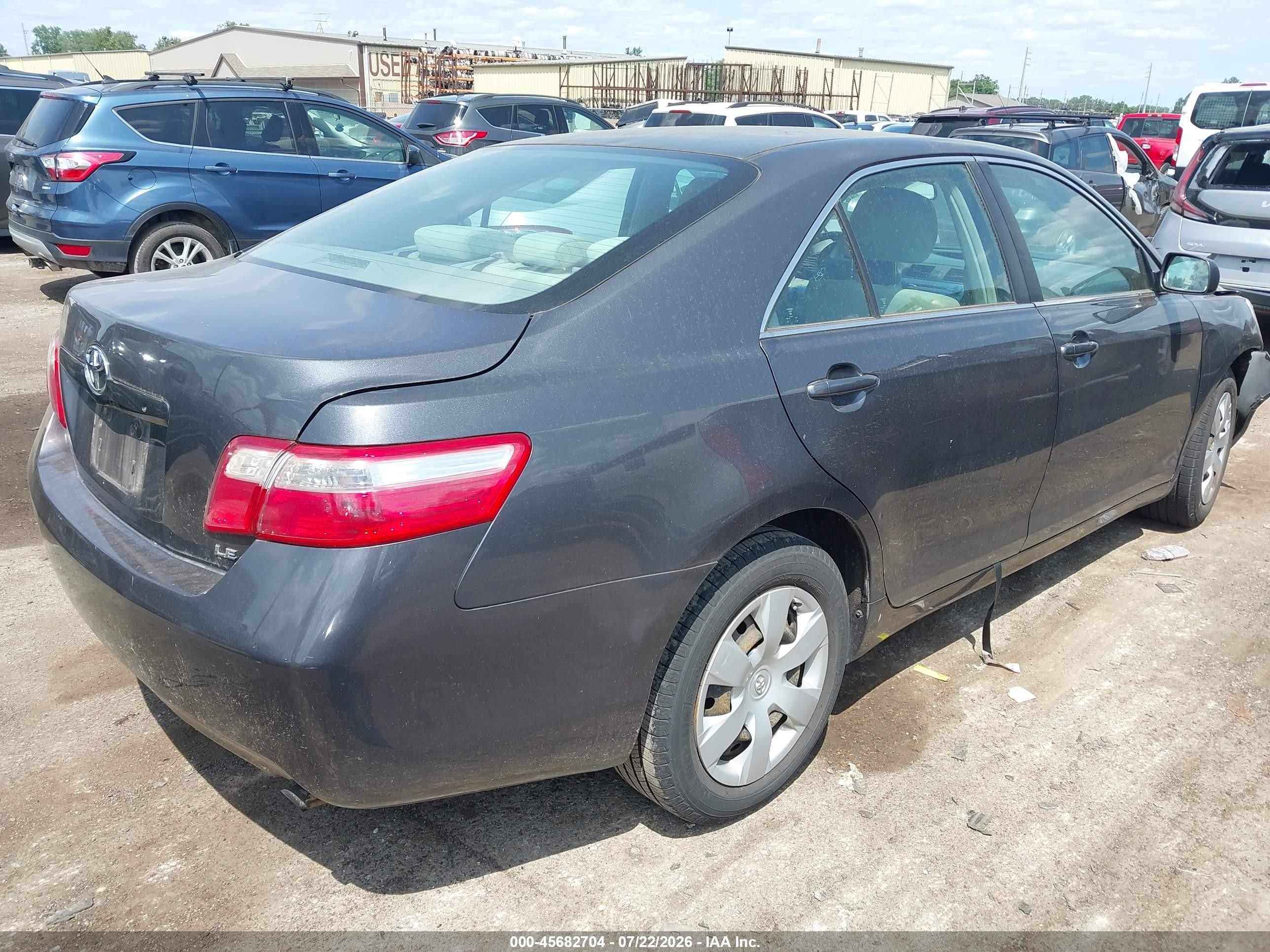 2007 Toyota Camry Le Серый vin: 4T1BE46K57U670264