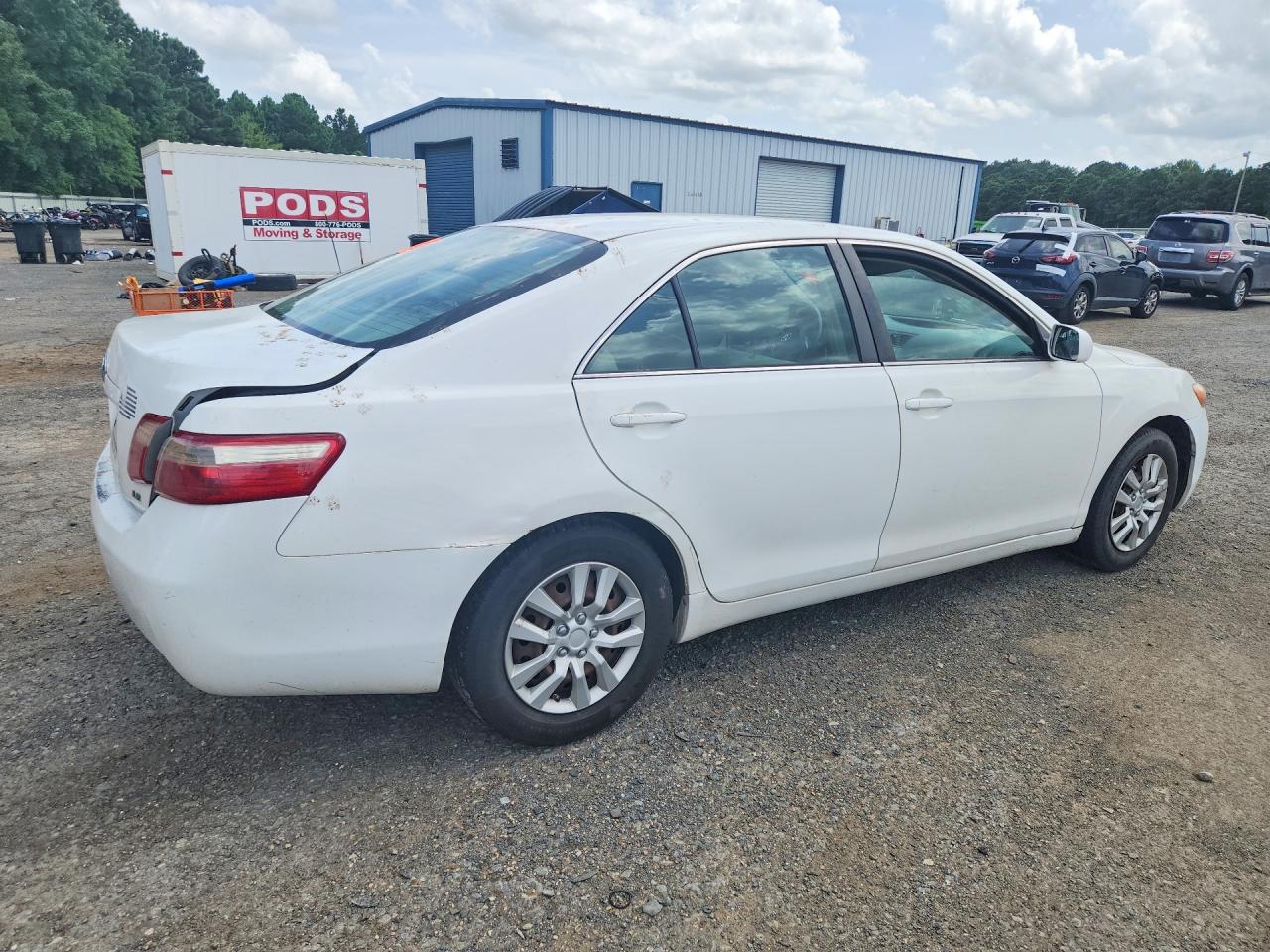 2007 Toyota Camry Le White vin: 4T1BE46K57U692944