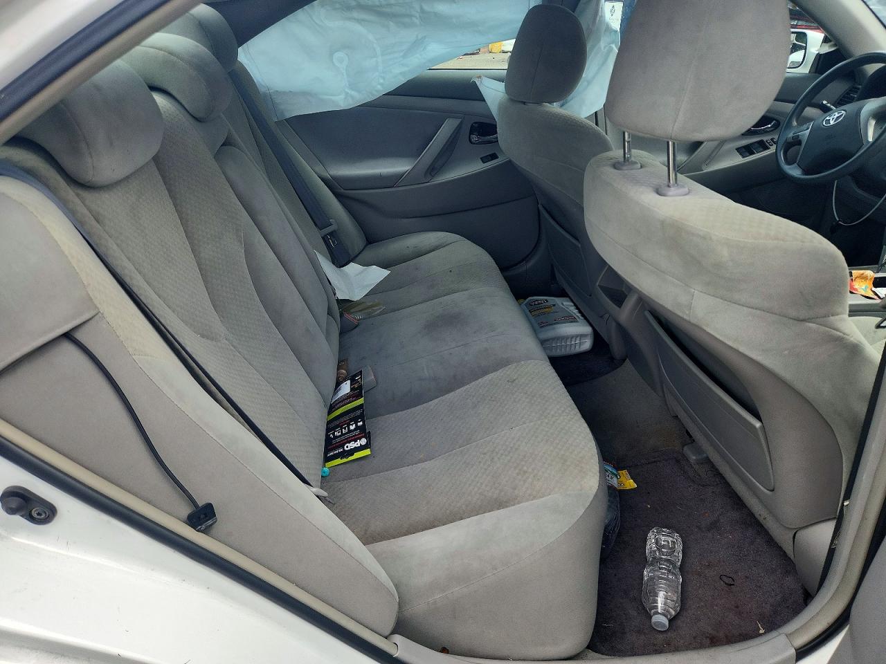 2007 Toyota Camry Le White vin: 4T1BE46K57U692944