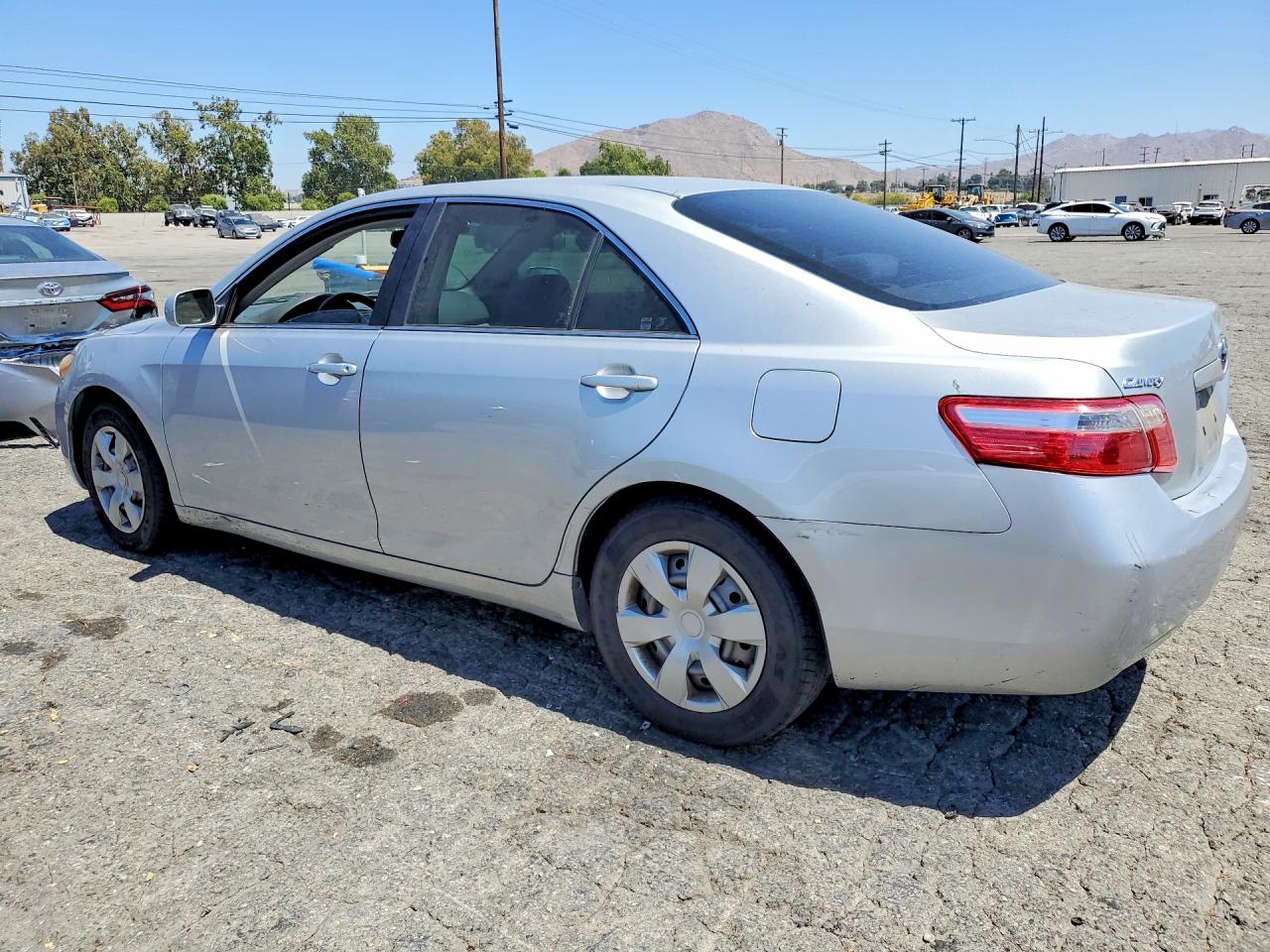 2007 Toyota Camry Ce Silver vin: 4T1BE46K57U715283