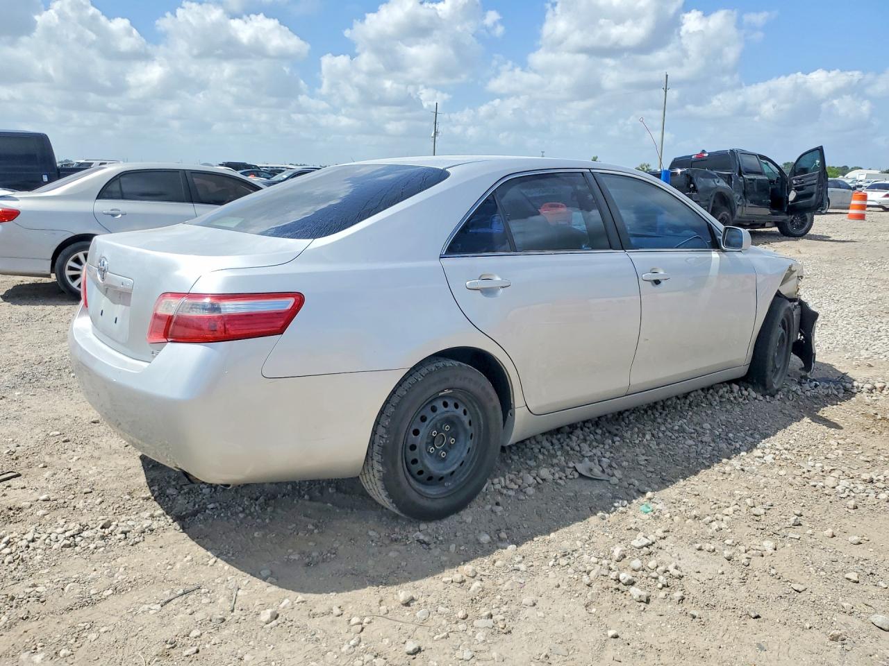 2008 Toyota Camry Le Silver vin: 4T1BE46K58U195653