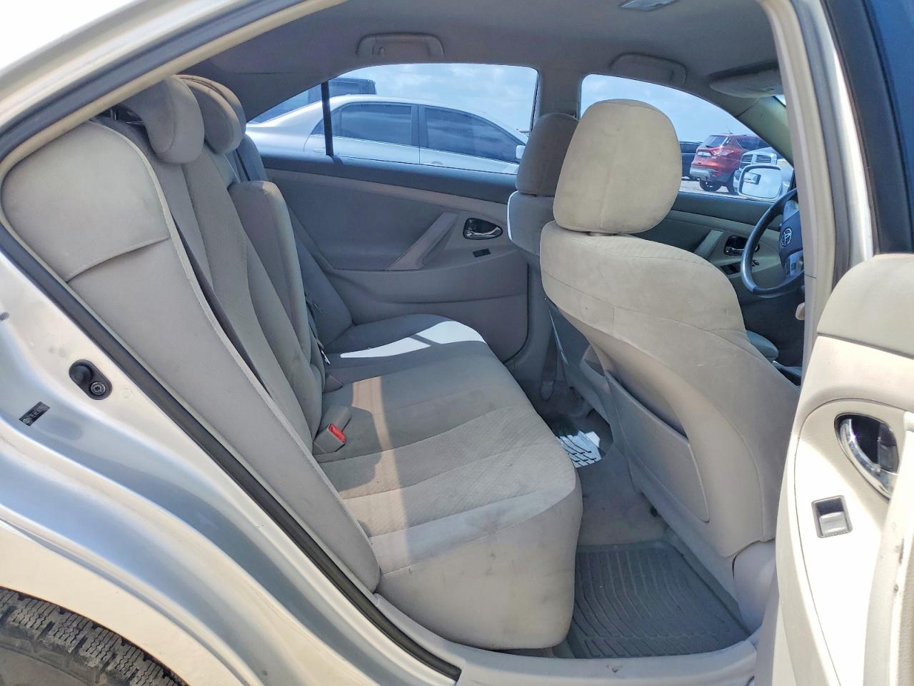 2008 Toyota Camry Le Silver vin: 4T1BE46K58U195653