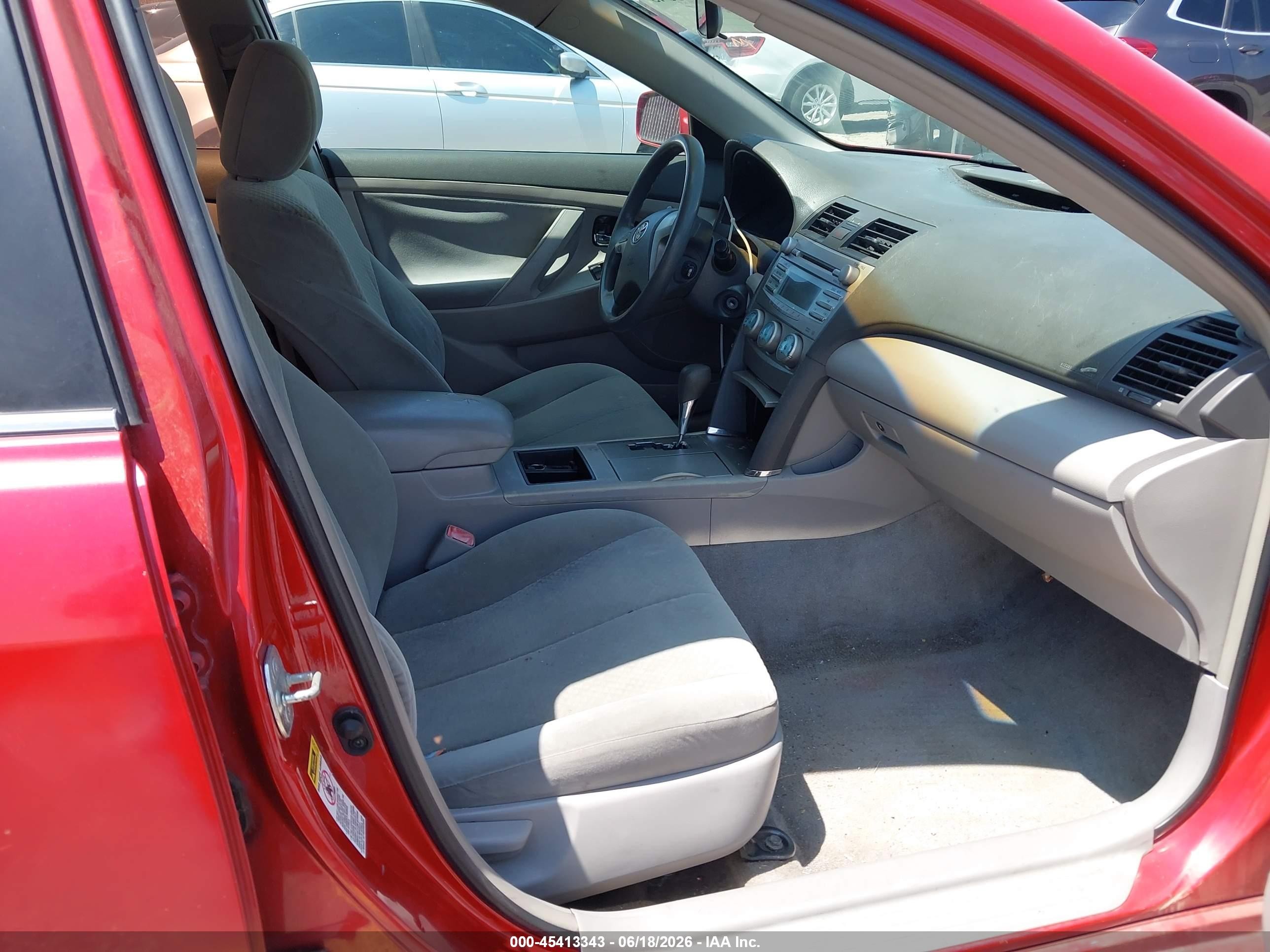 2008 Toyota Camry Le Red vin: 4T1BE46K58U248660