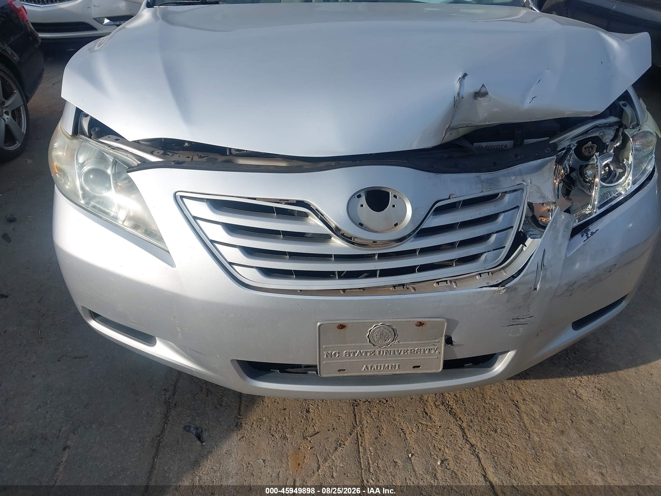 2008 Toyota Camry Le Silver vin: 4T1BE46K58U261571