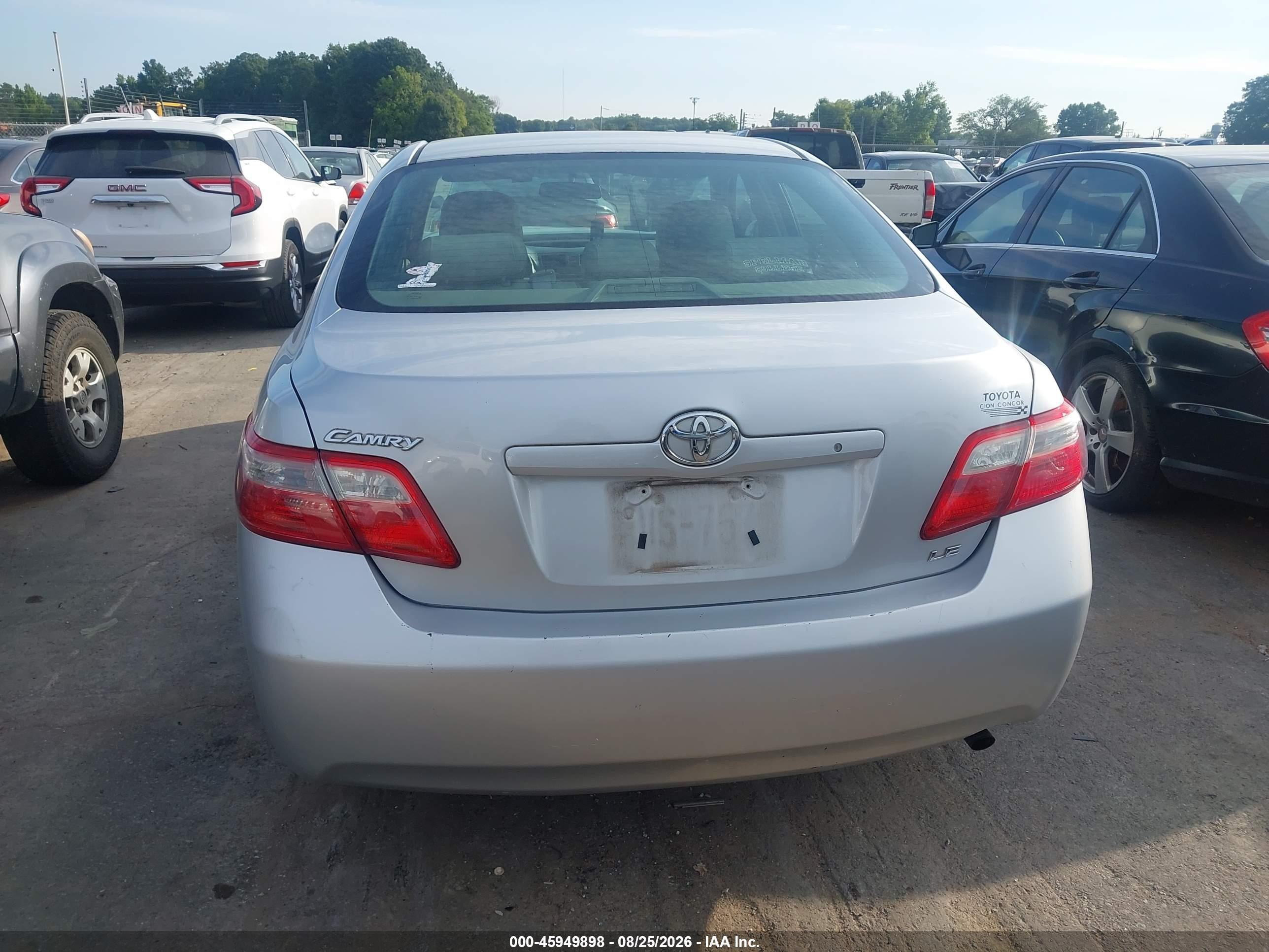 2008 Toyota Camry Le Silver vin: 4T1BE46K58U261571