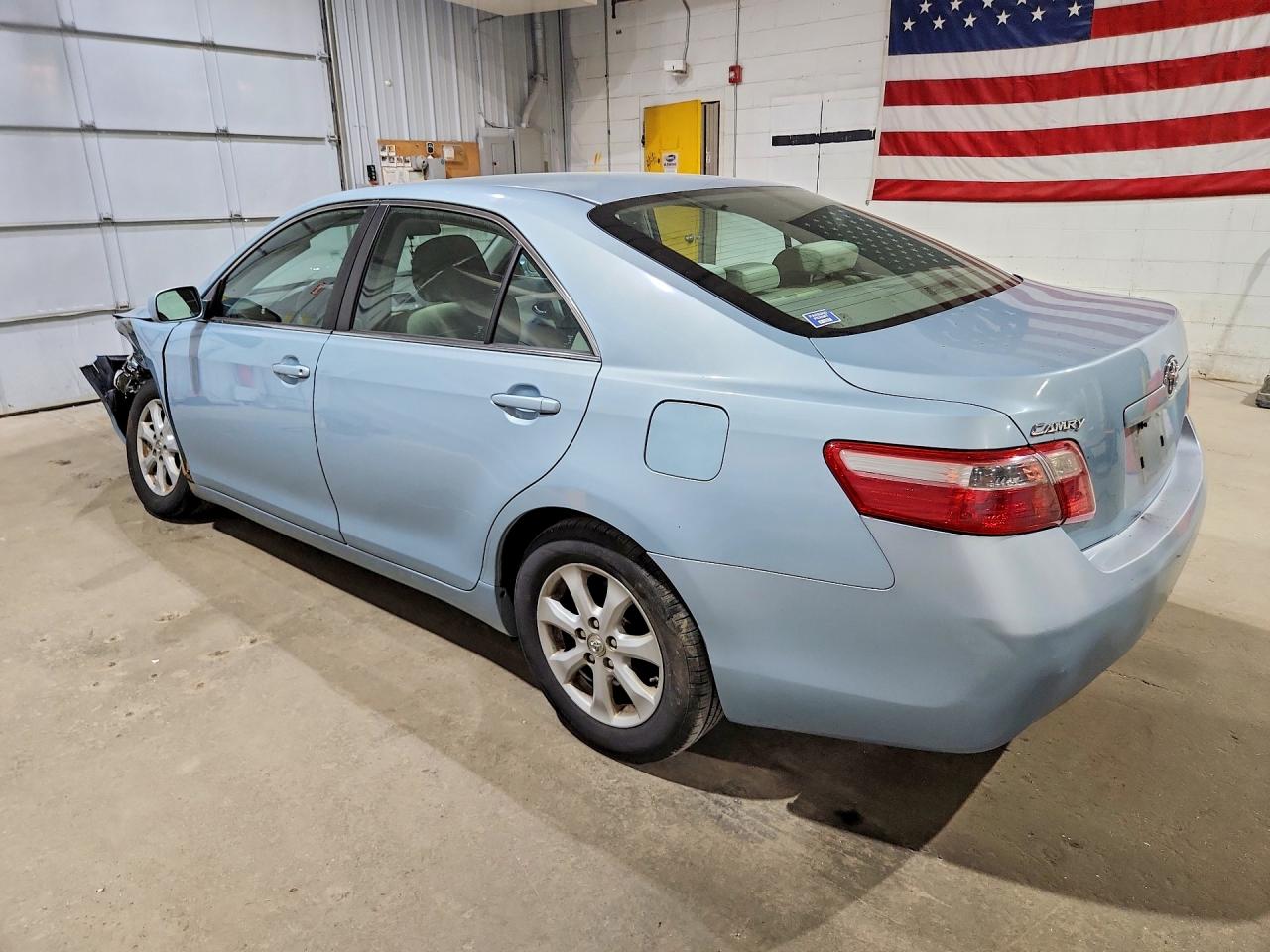 2008 Toyota Camry Le Blue vin: 4T1BE46K58U732313