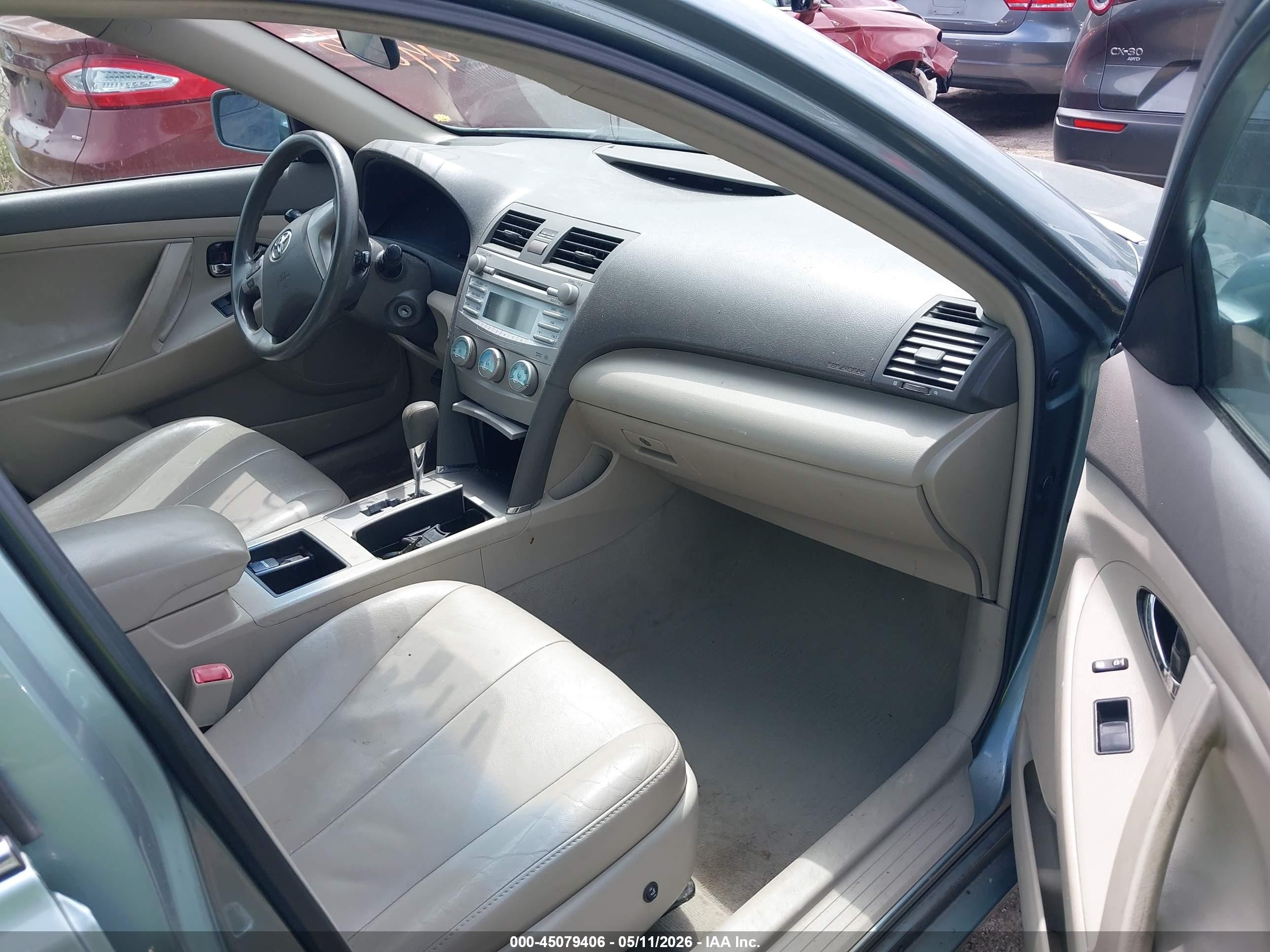 2008 Toyota Camry Le Light Blue vin: 4T1BE46K58U744154