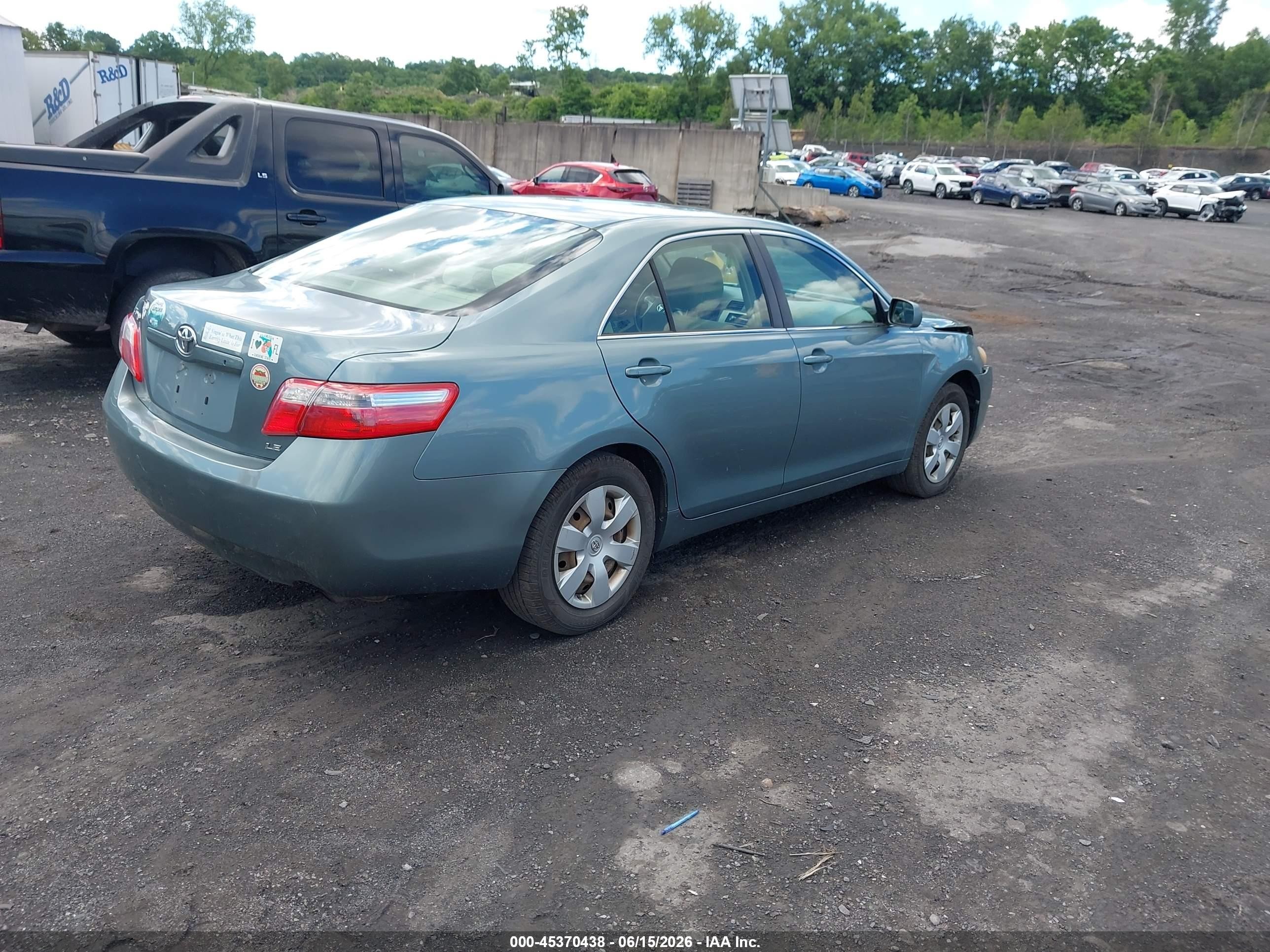 2008 Toyota Camry Le Green vin: 4T1BE46K58U751928