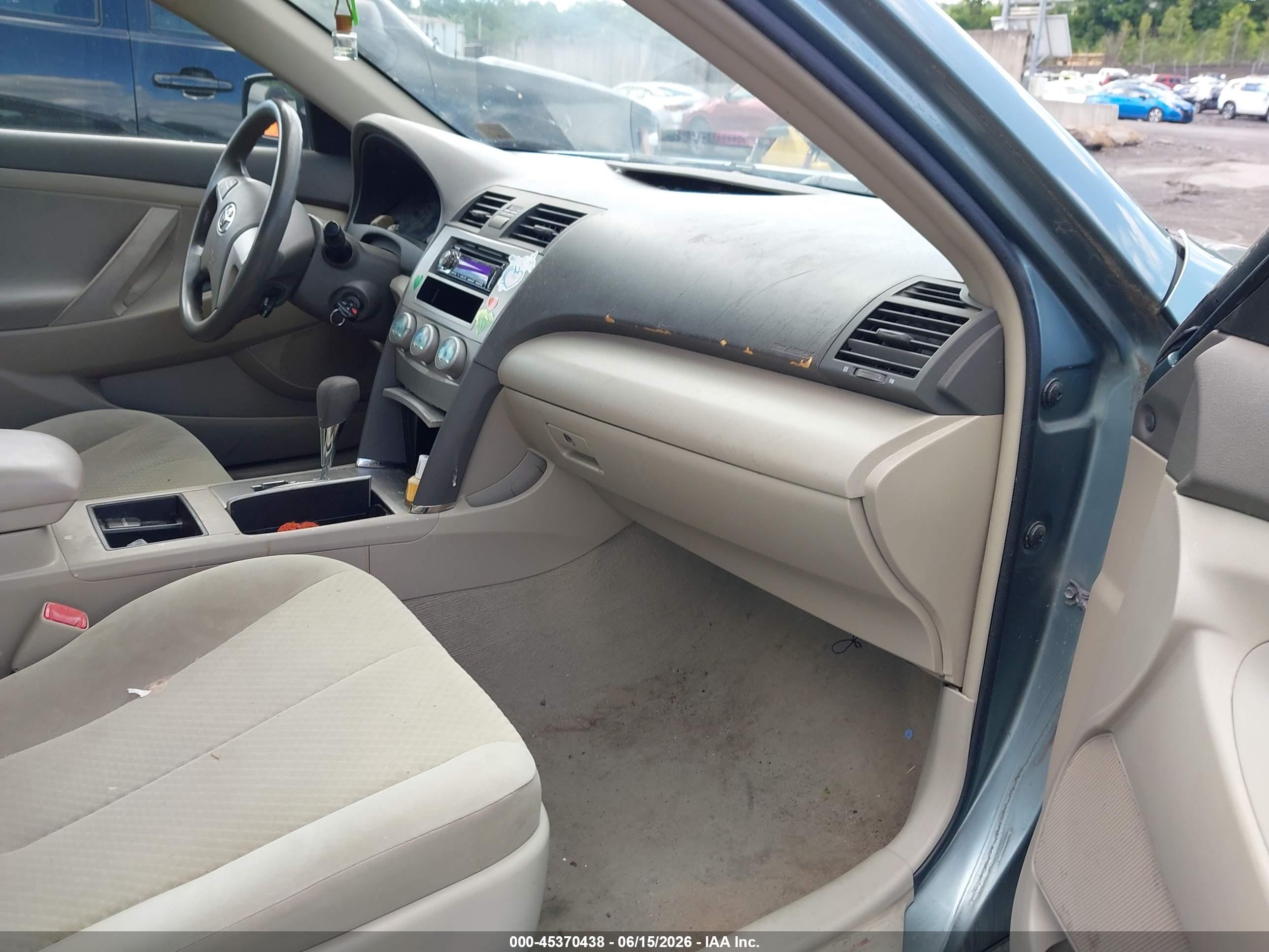 2008 Toyota Camry Le Green vin: 4T1BE46K58U751928