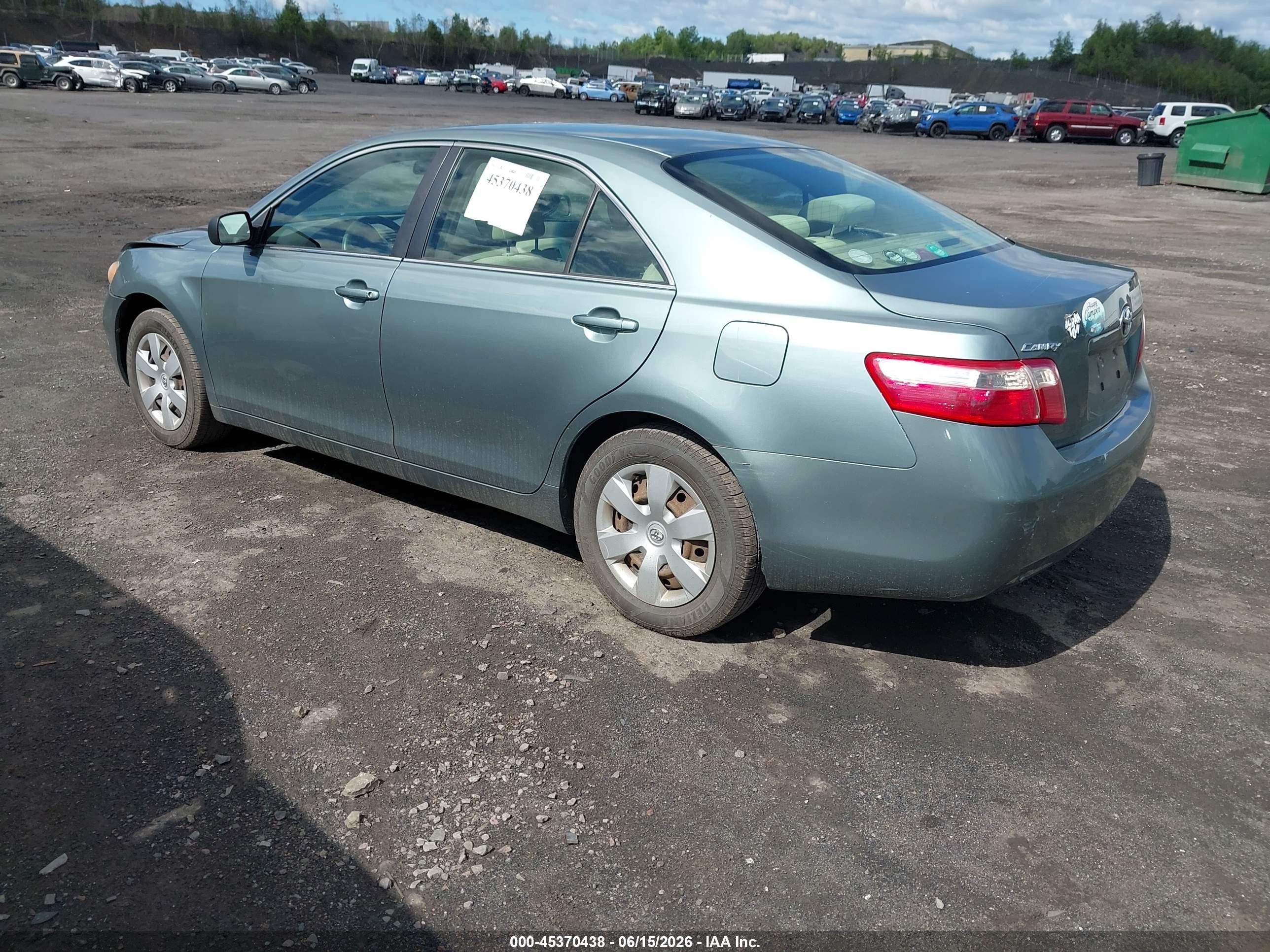 2008 Toyota Camry Le Green vin: 4T1BE46K58U751928