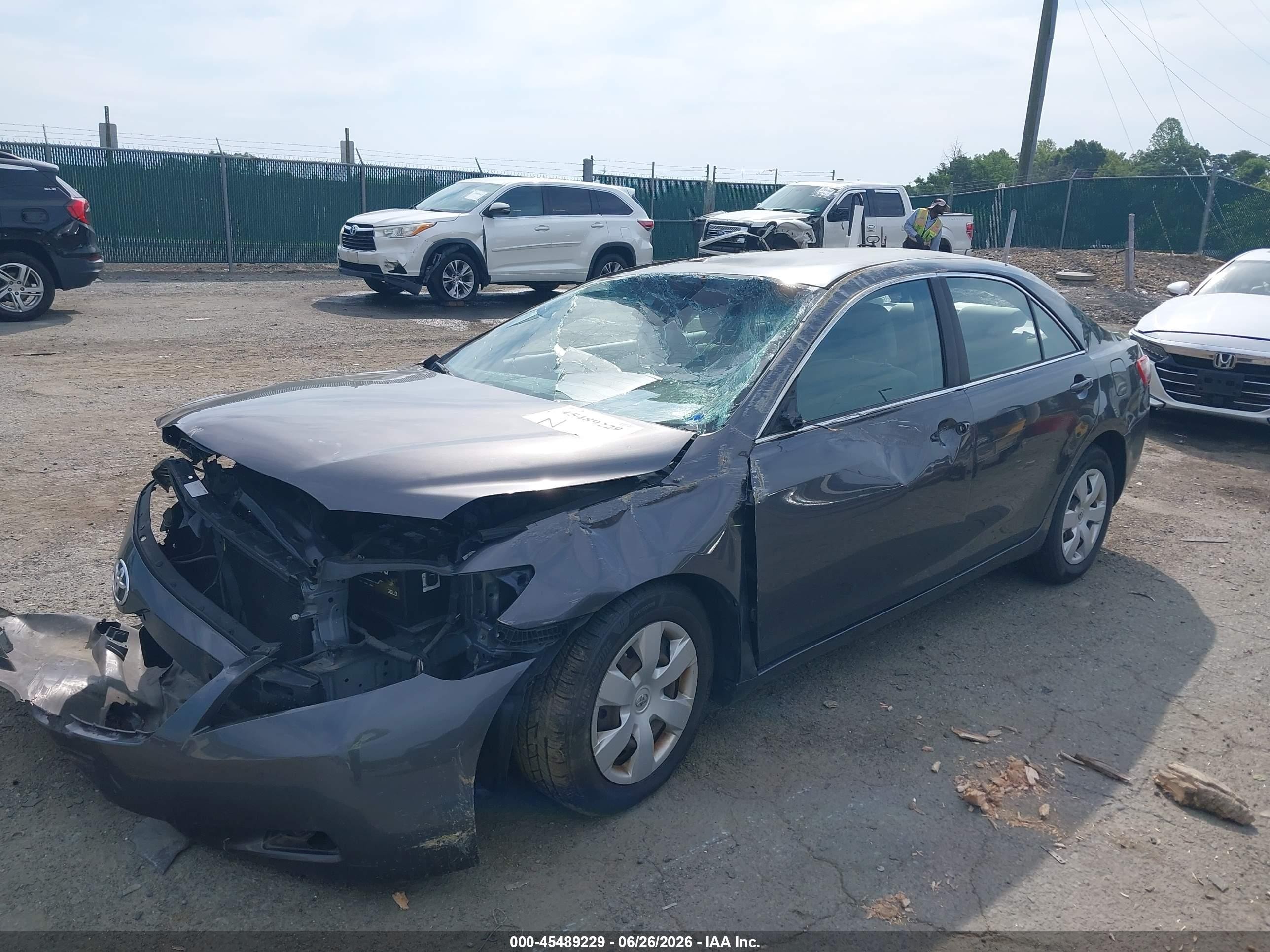2008 Toyota Camry Le Gray vin: 4T1BE46K58U784699
