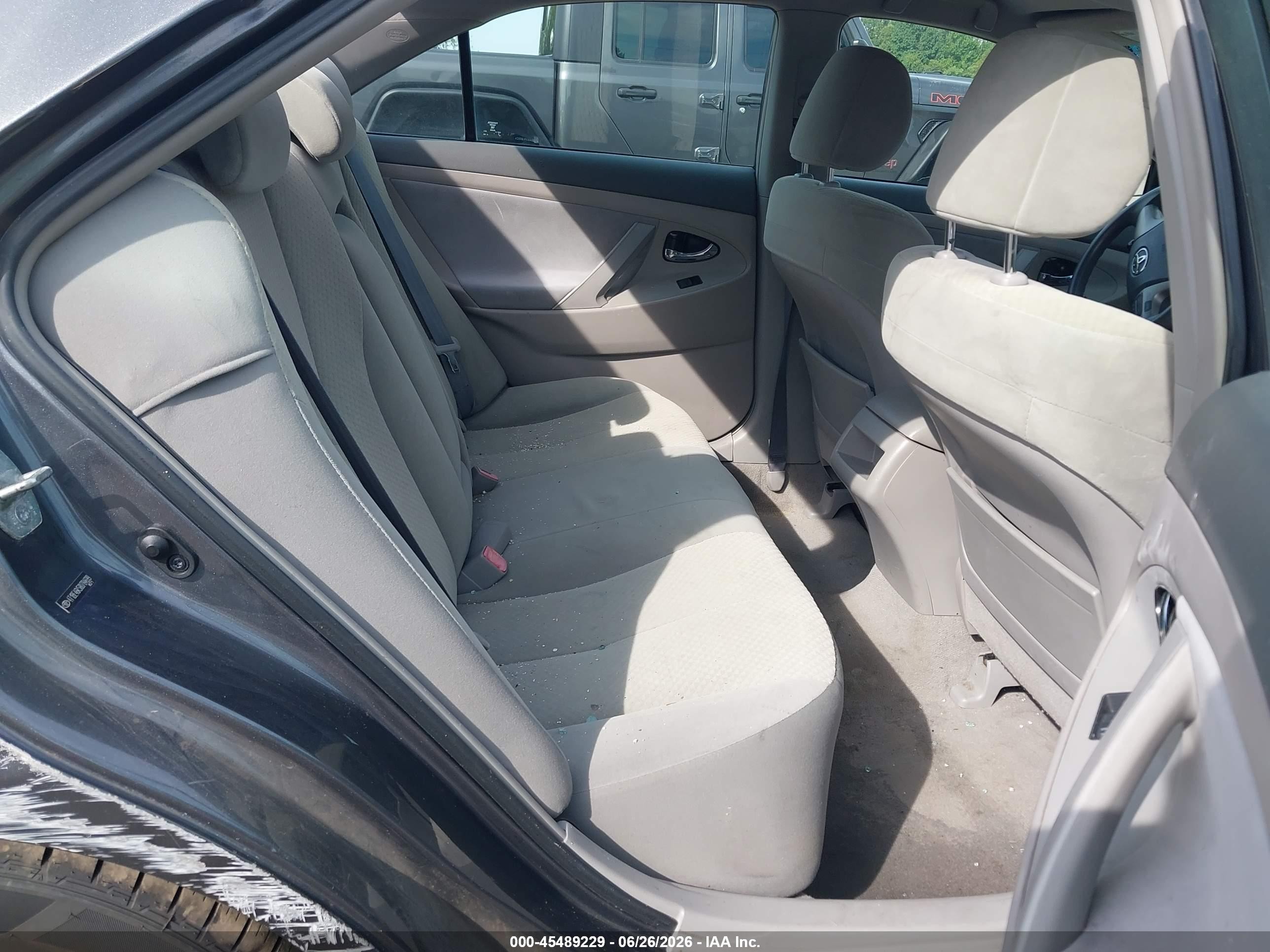 2008 Toyota Camry Le Gray vin: 4T1BE46K58U784699