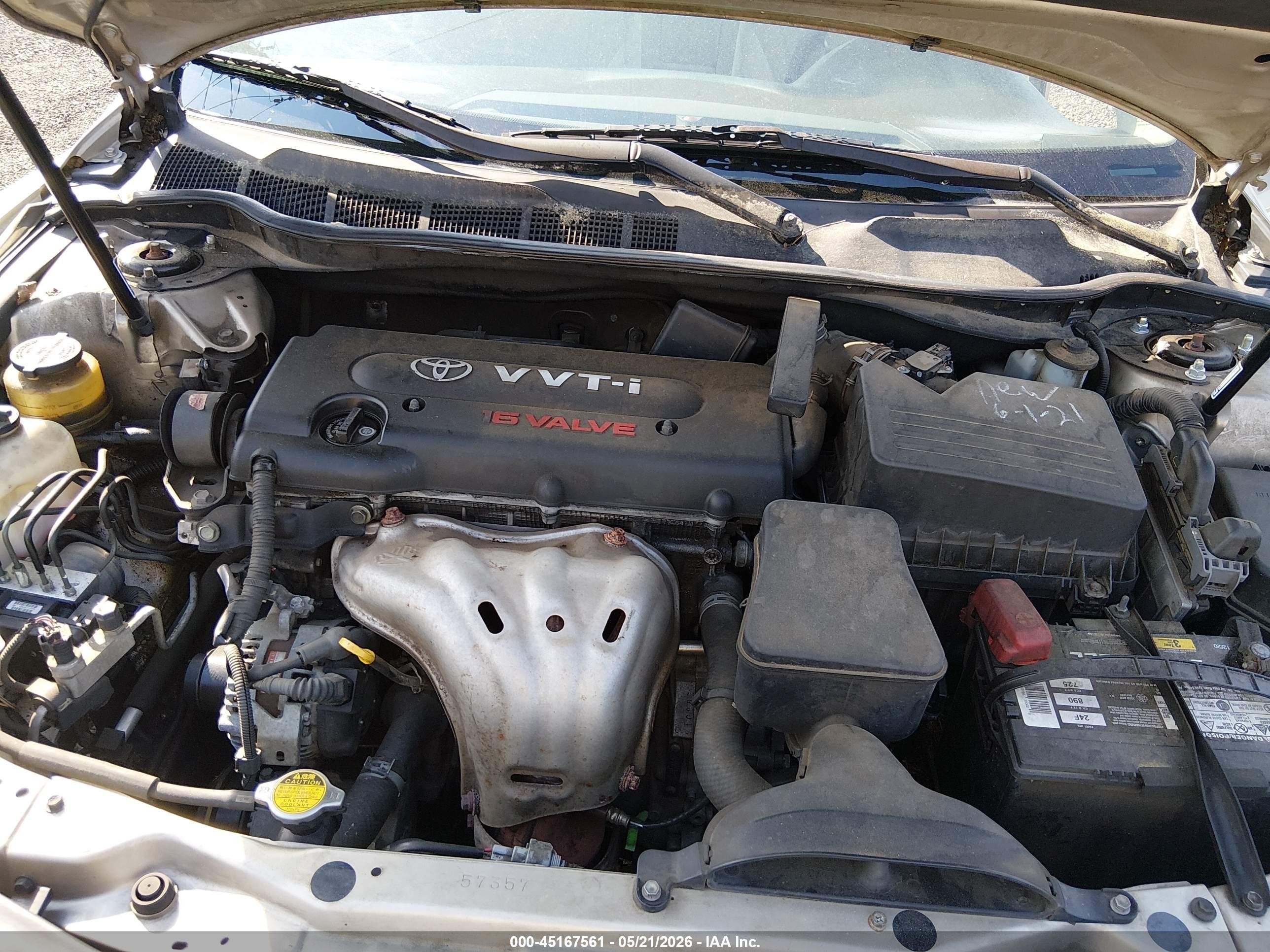 2008 Toyota Camry Le Gold vin: 4T1BE46K58U789868