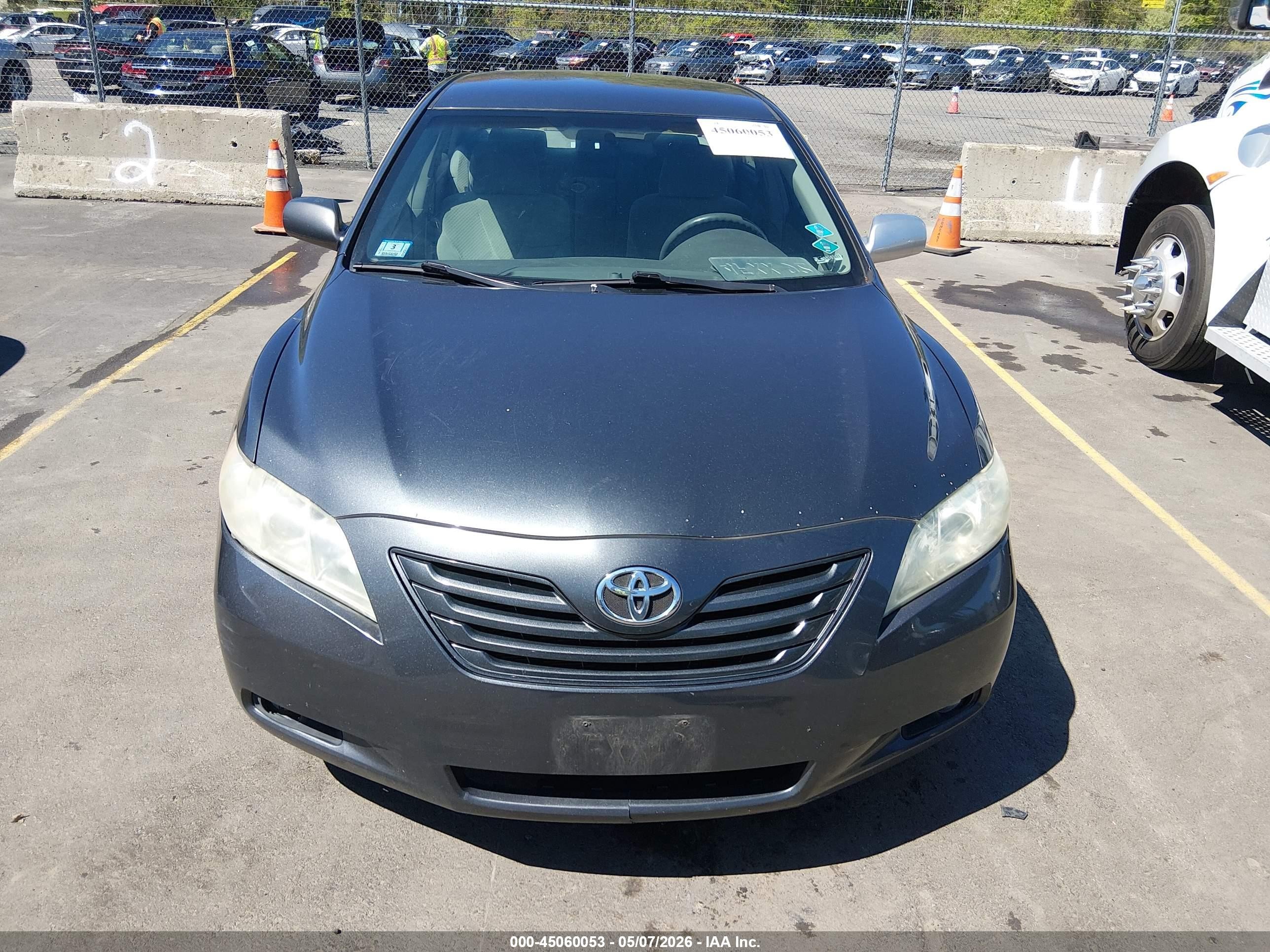 2009 Toyota Camry Le Gray vin: 4T1BE46K59U276668
