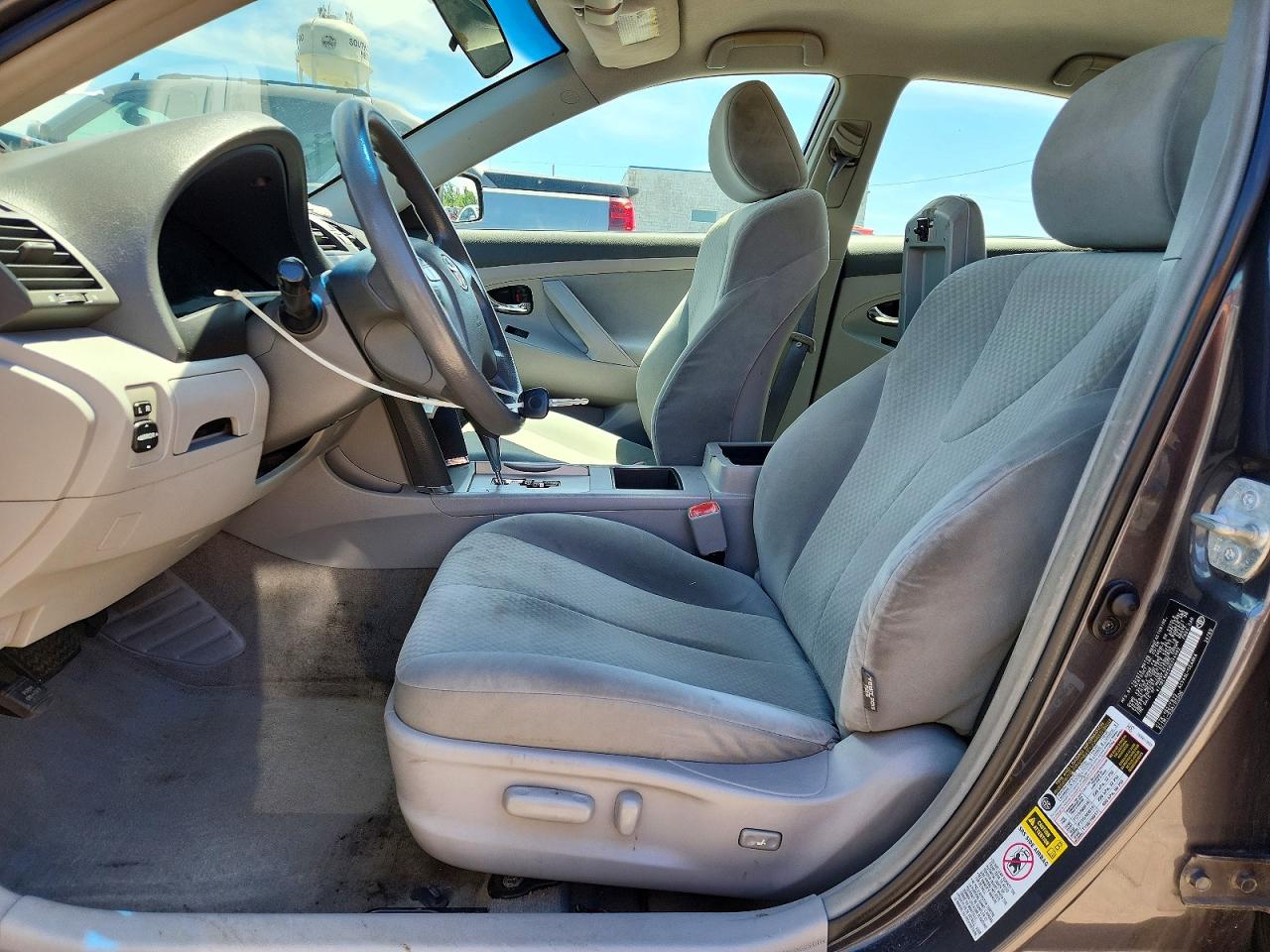 2009 Toyota Camry Le Gray vin: 4T1BE46K59U314982