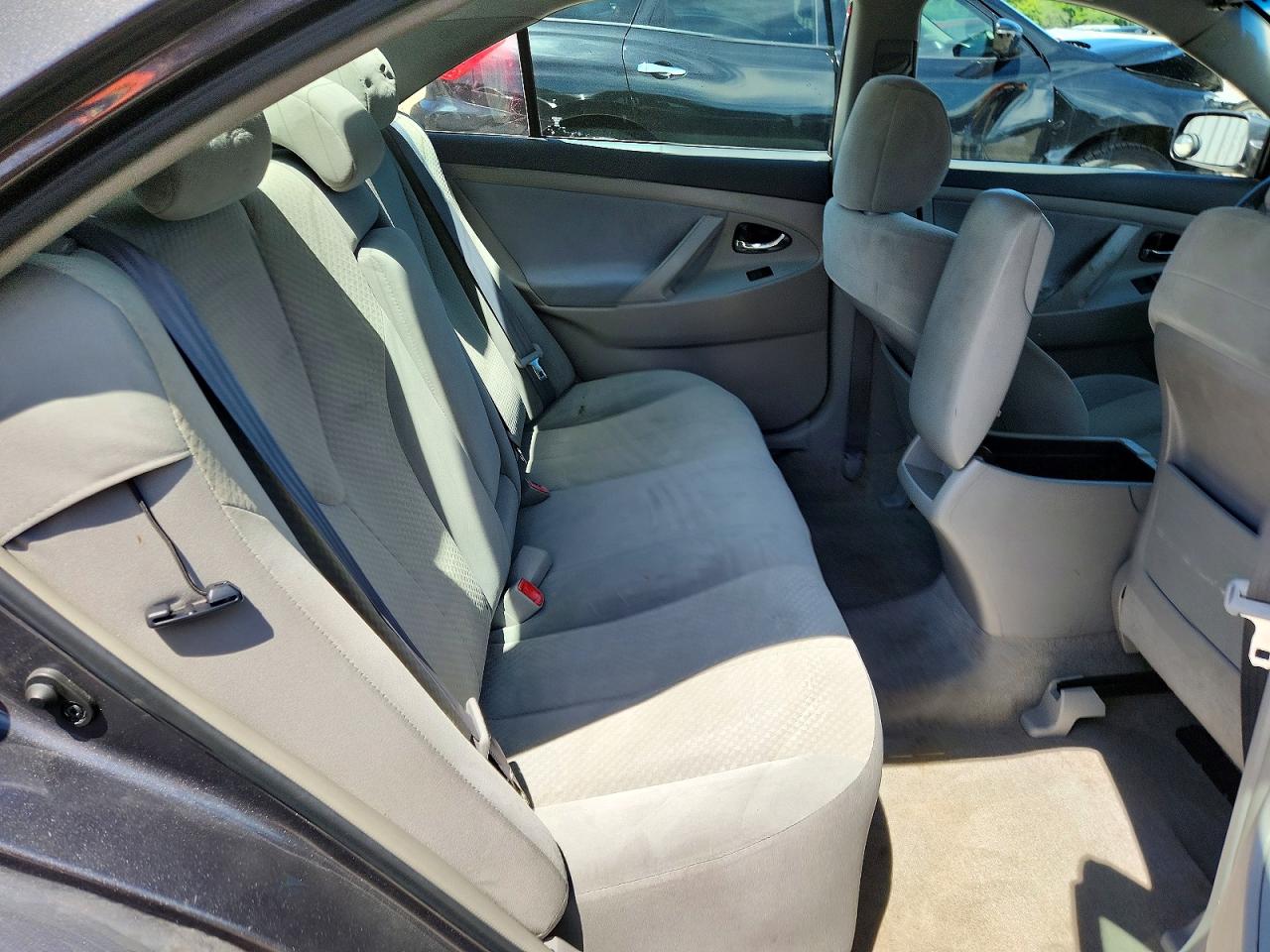 2009 Toyota Camry Le Gray vin: 4T1BE46K59U314982
