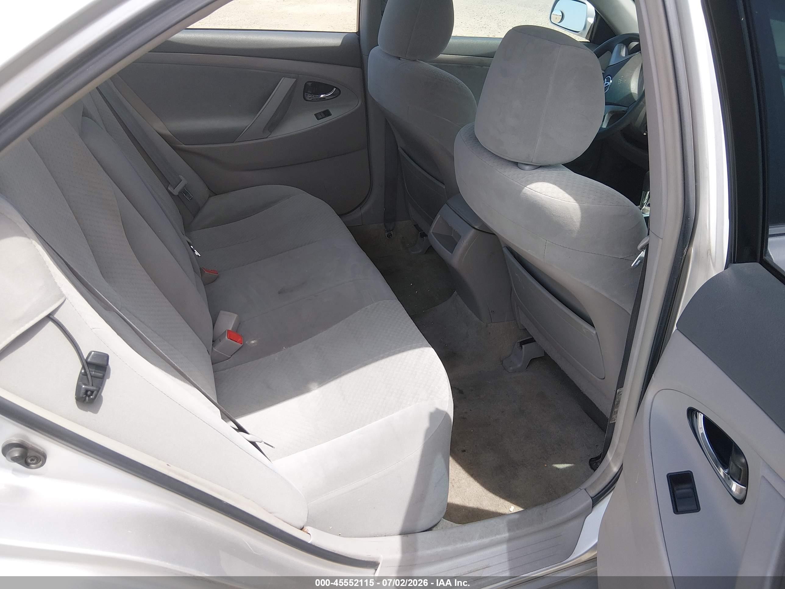 2009 Toyota Camry Le Gray vin: 4T1BE46K59U320023