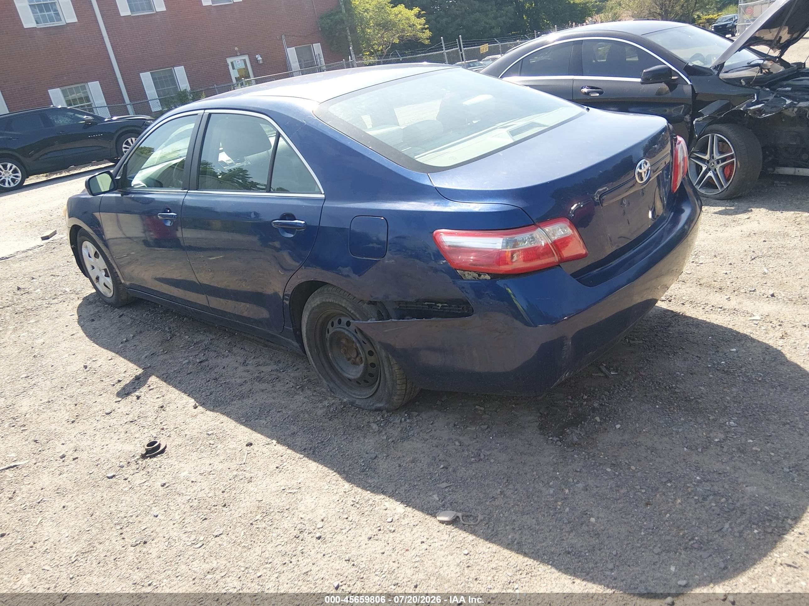 2009 Toyota Camry Le Blue vin: 4T1BE46K59U320975