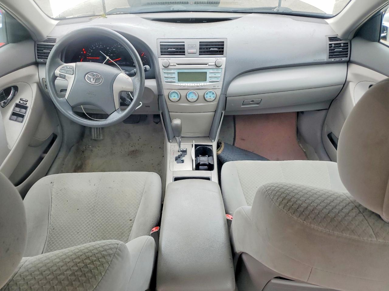 2009 Toyota Camry Le Silver vin: 4T1BE46K59U336383