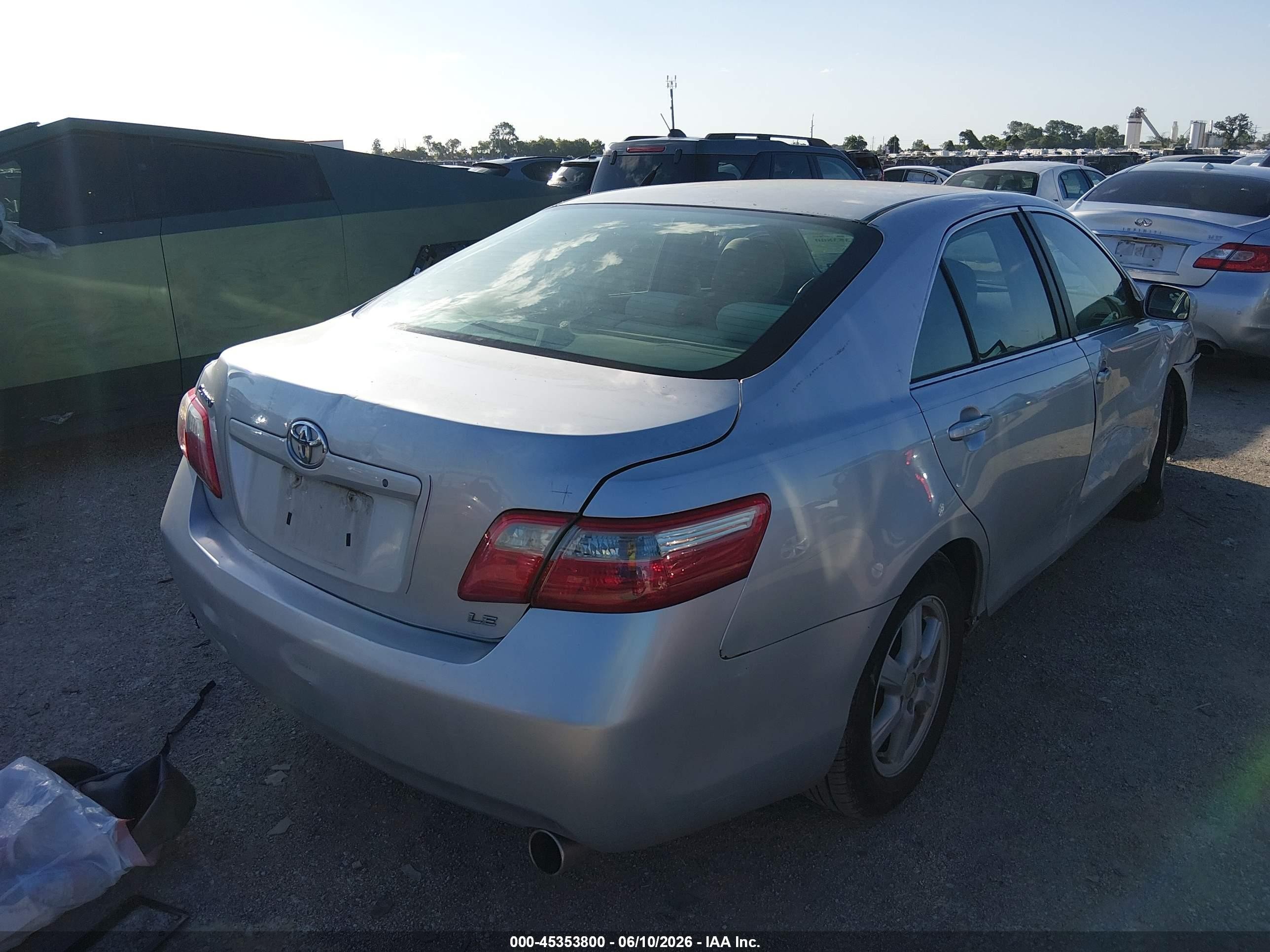 2009 Toyota Camry Le Серебряный vin: 4T1BE46K59U361753