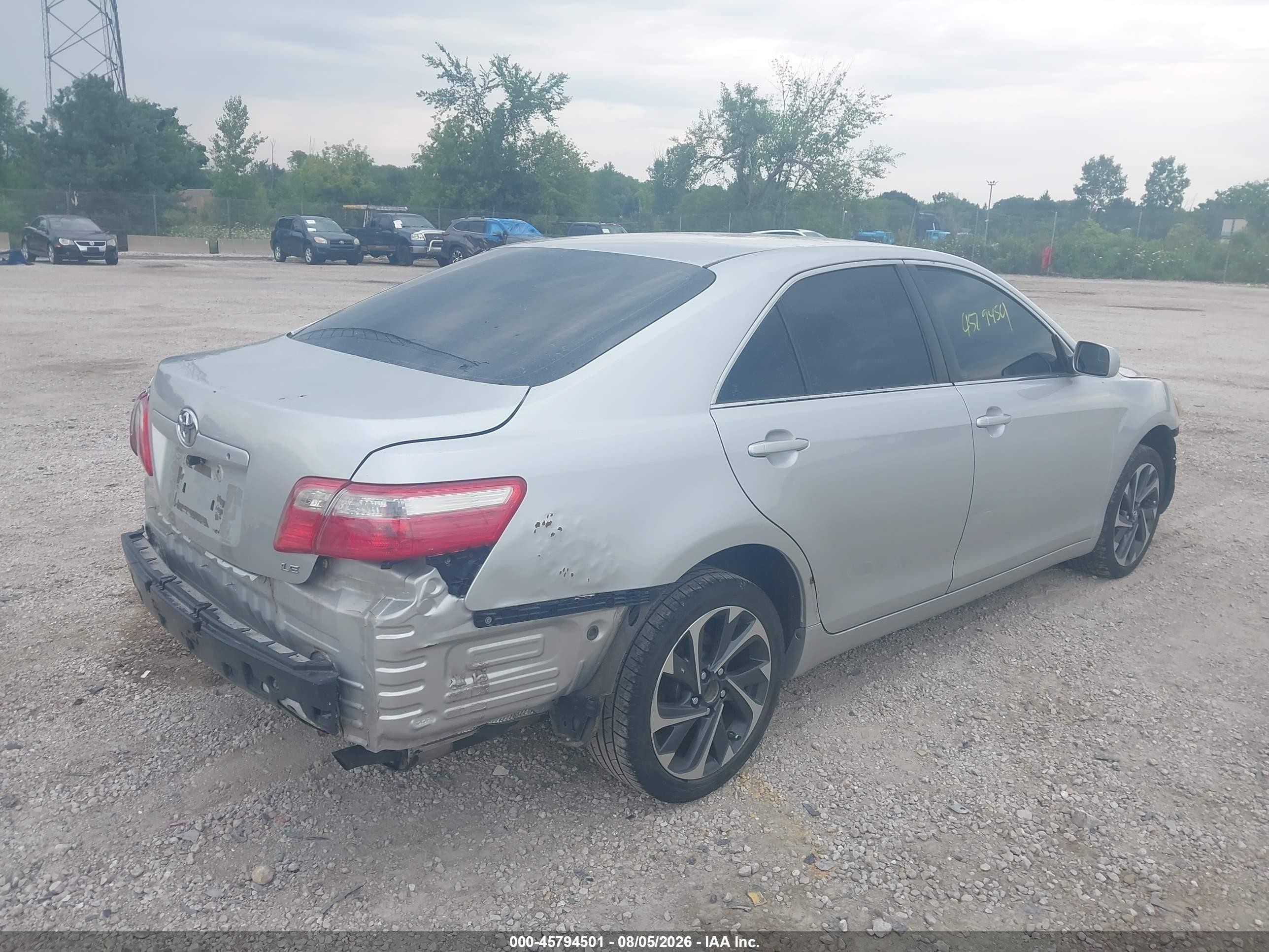 2009 Toyota Camry Le Silver vin: 4T1BE46K59U365334