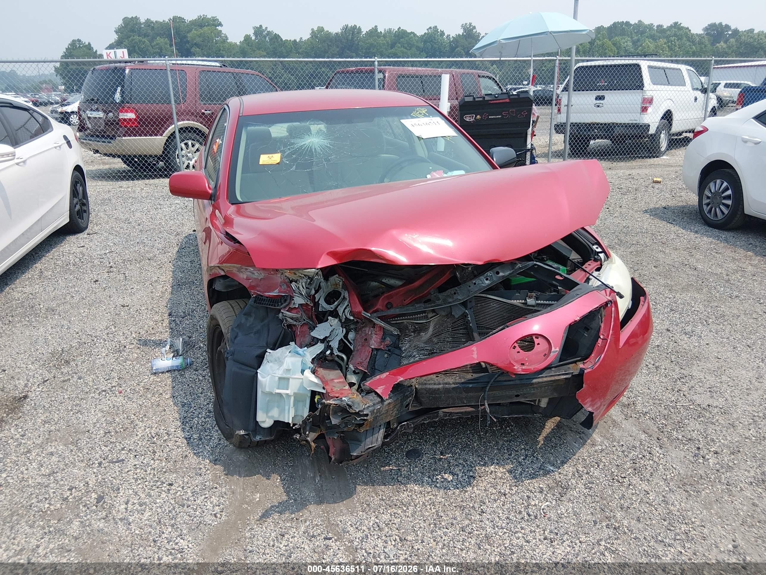 2009 Toyota Camry Le Red vin: 4T1BE46K59U368508