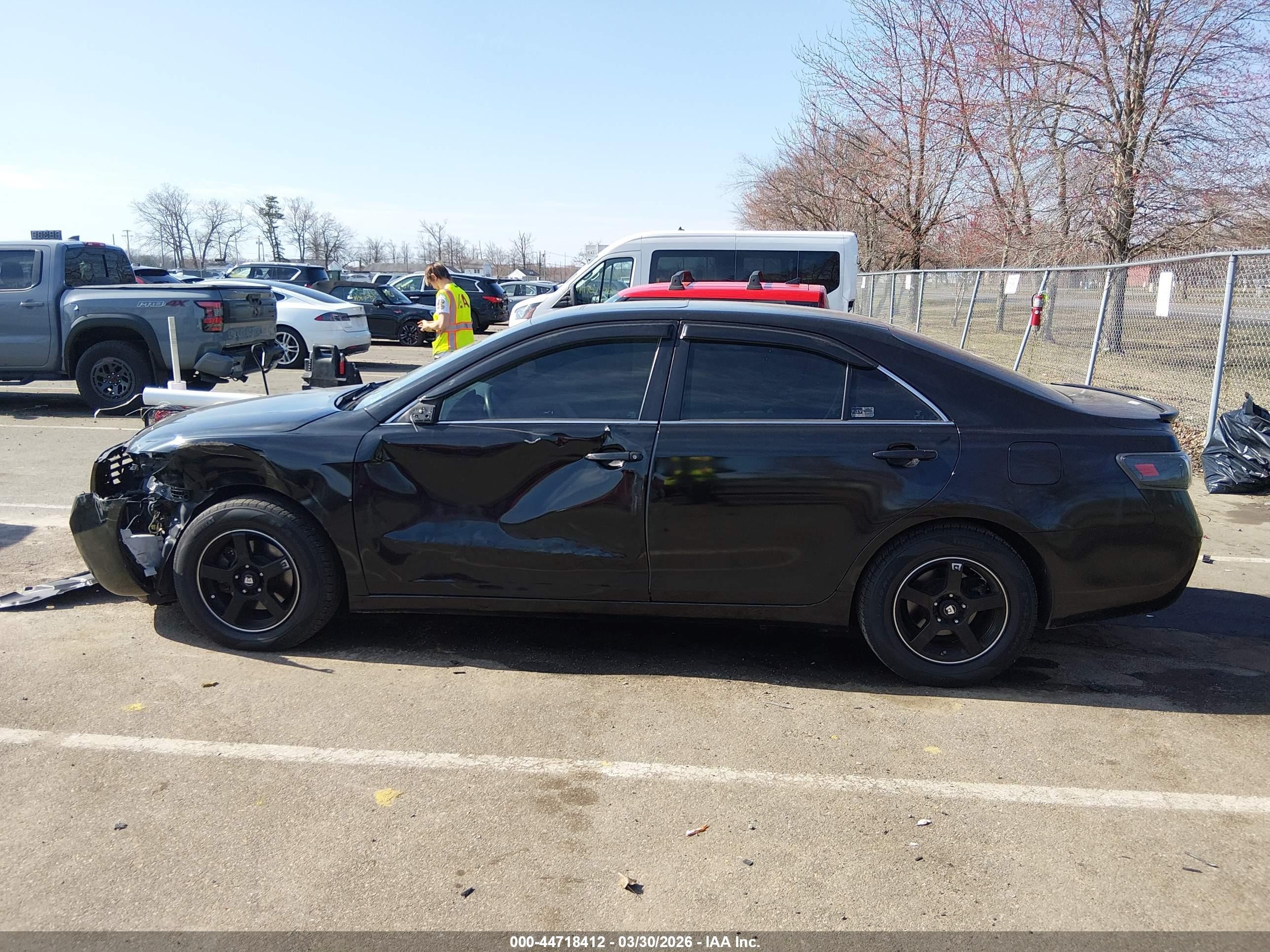 2009 Toyota Camry Le Black vin: 4T1BE46K59U374535