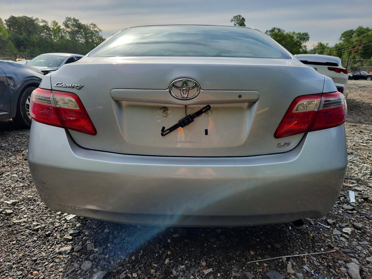 2009 Toyota Camry Le Silver vin: 4T1BE46K59U384837
