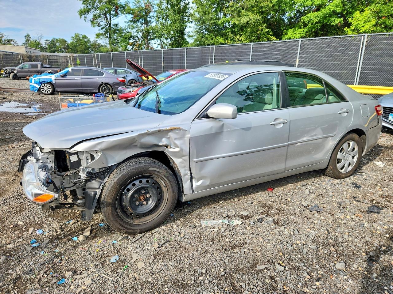 2009 Toyota Camry Le Silver vin: 4T1BE46K59U384837