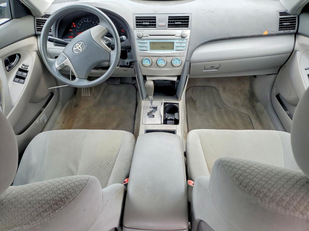 2009 Toyota Camry Le Gray vin: 4T1BE46K59U406884