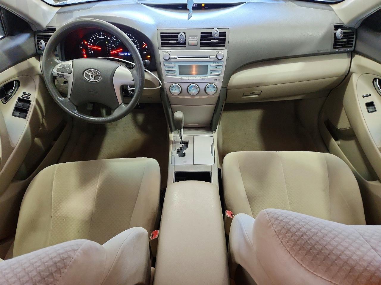 2009 Toyota Camry Le Tan vin: 4T1BE46K59U414886