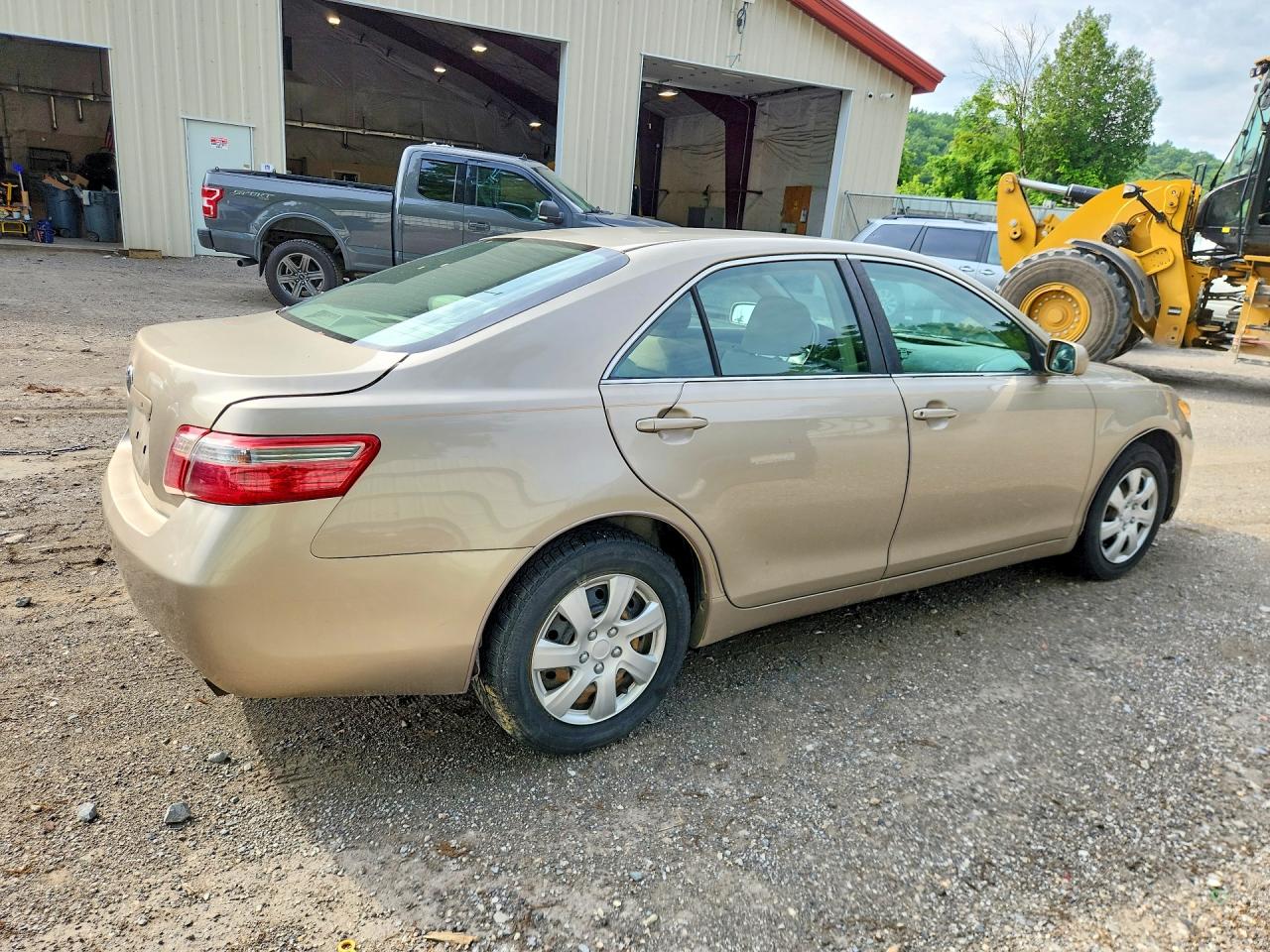 2009 Toyota Camry Base Tan vin: 4T1BE46K59U813796