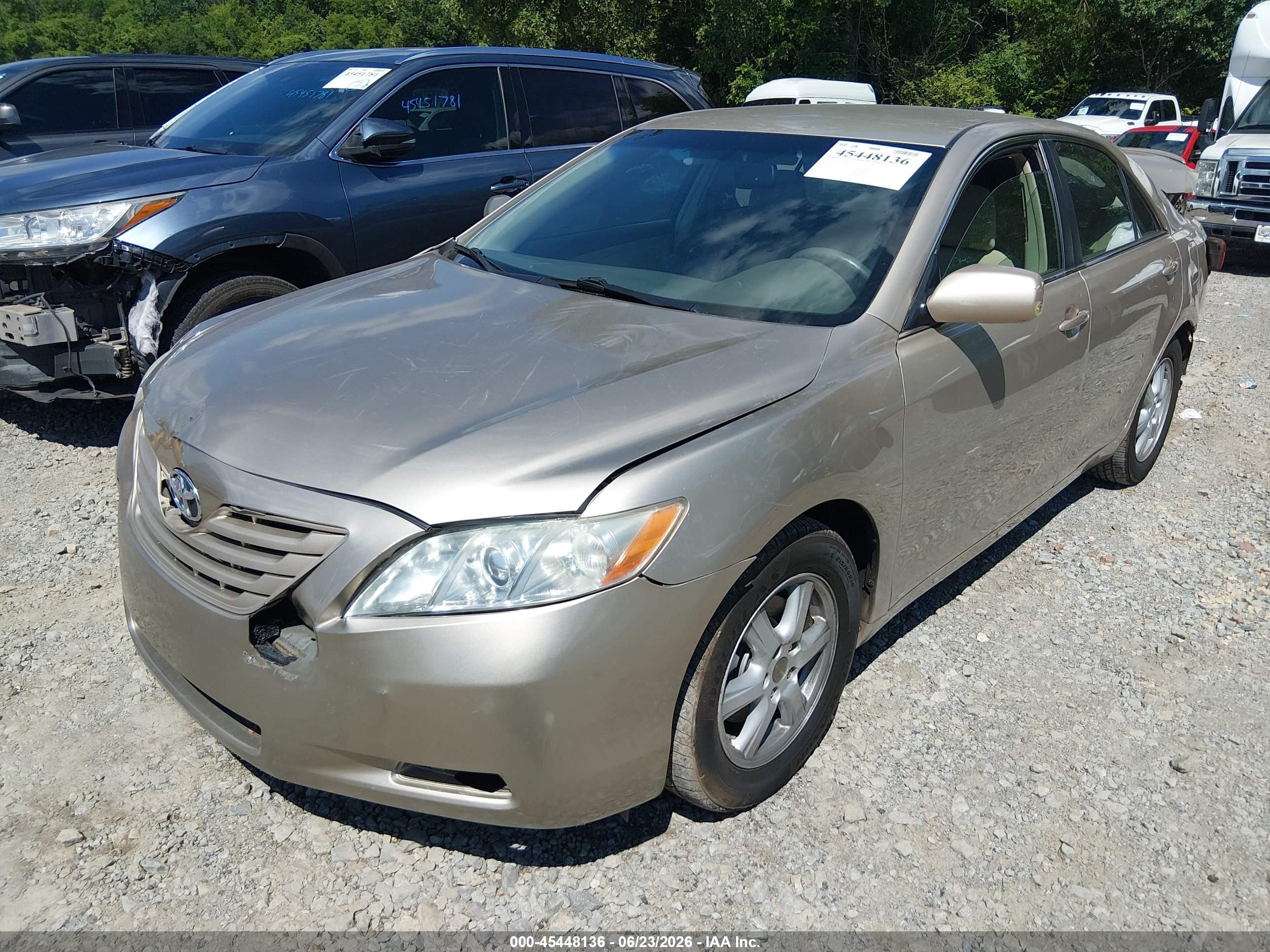 2009 Toyota Camry Le Золотой vin: 4T1BE46K59U818044