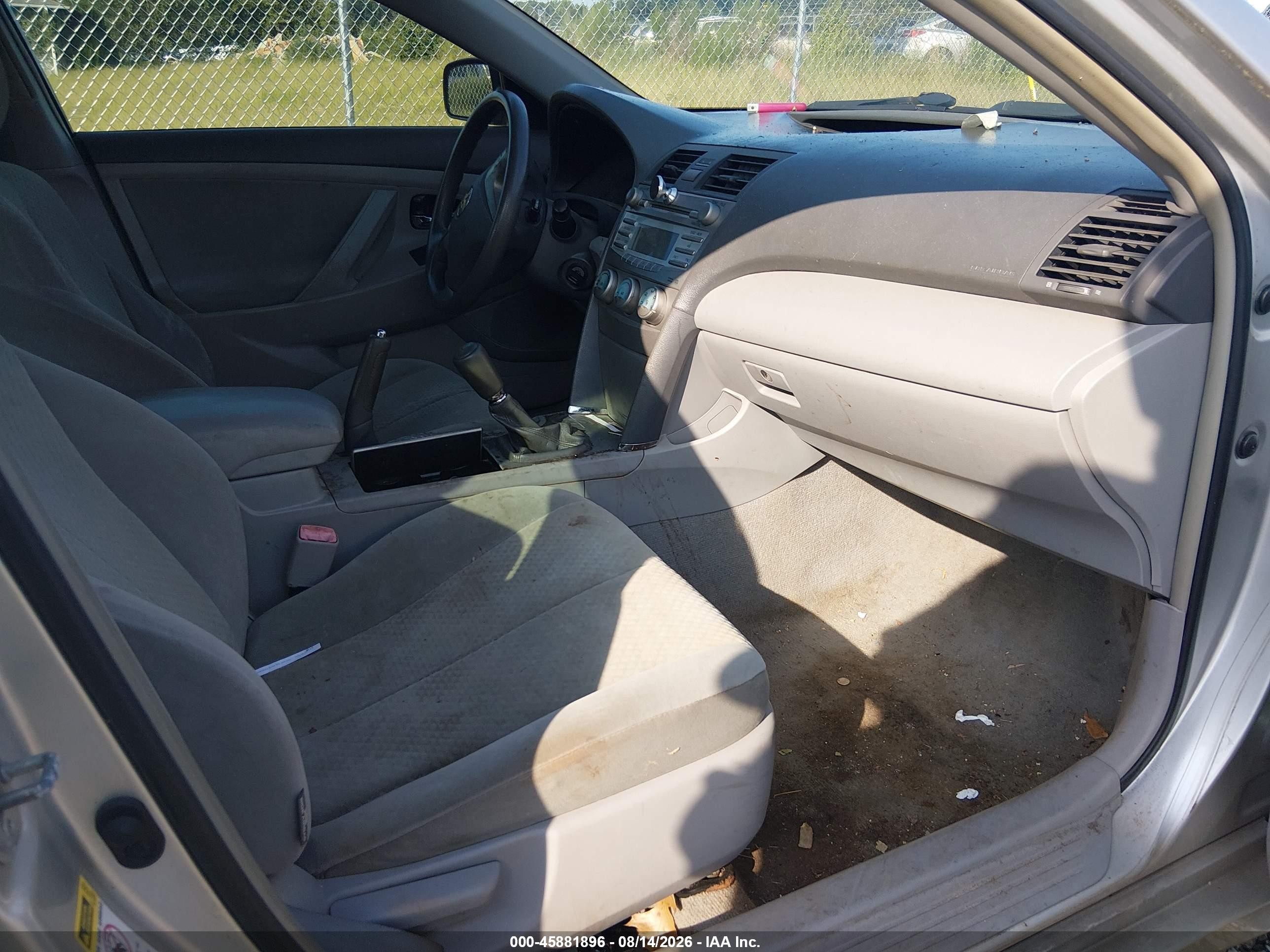 2009 Toyota Camry   Gray vin: 4T1BE46K59U851917