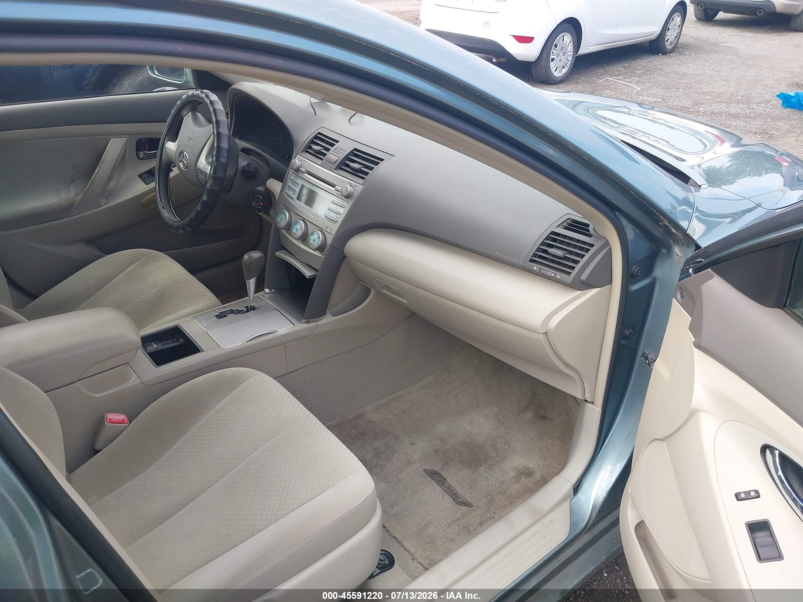 2009 Toyota Camry Le Зеленый vin: 4T1BE46K59U856101