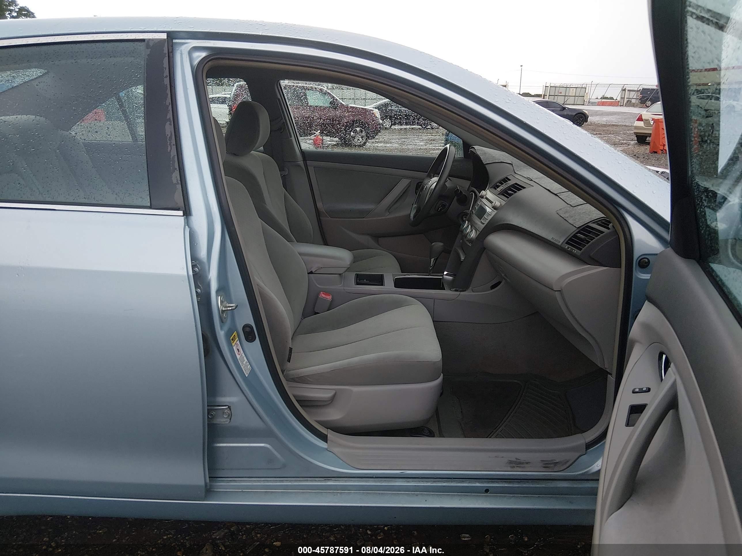 2009 Toyota Camry Le Light Blue vin: 4T1BE46K59U871603