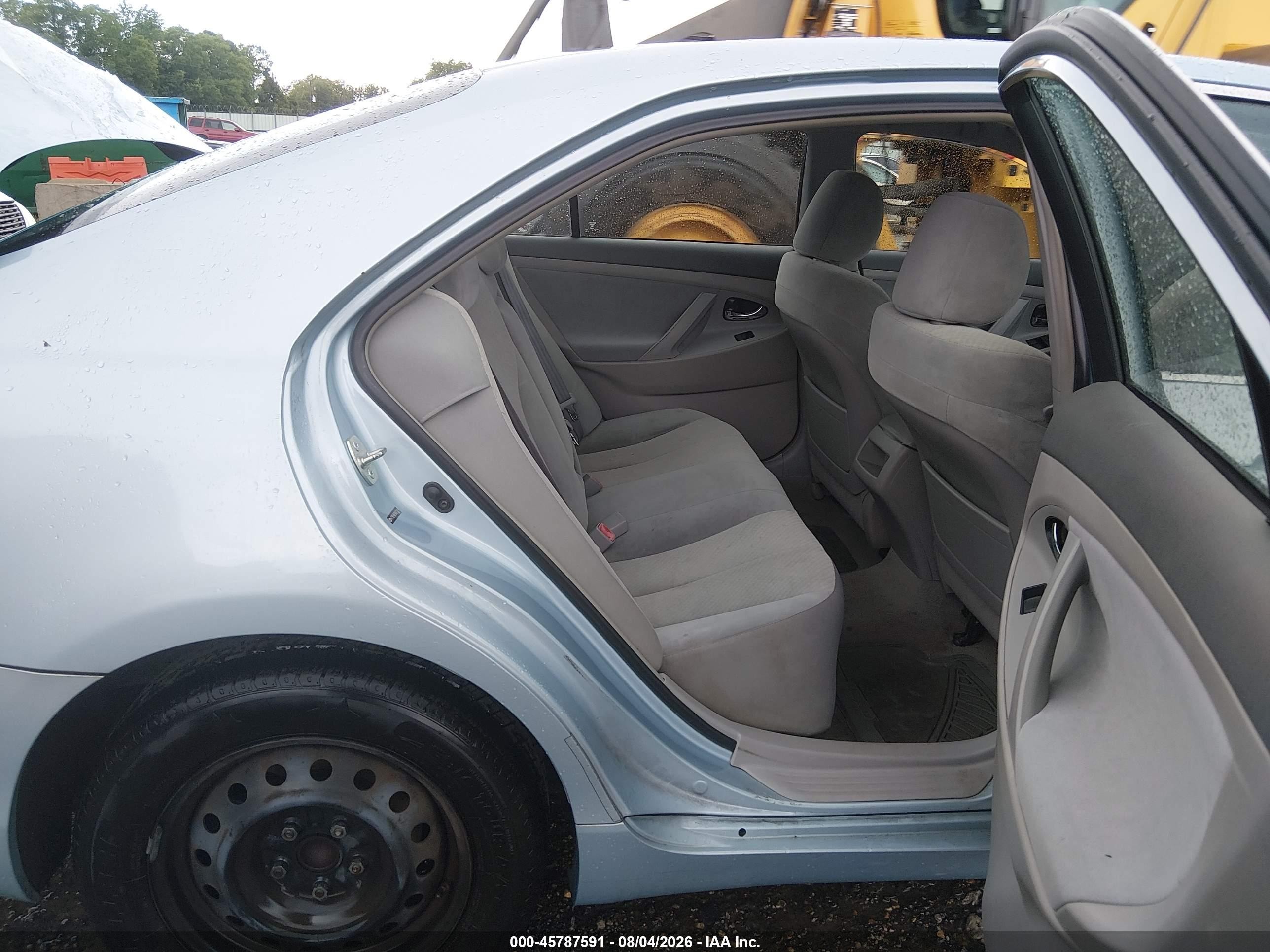 2009 Toyota Camry Le Light Blue vin: 4T1BE46K59U871603