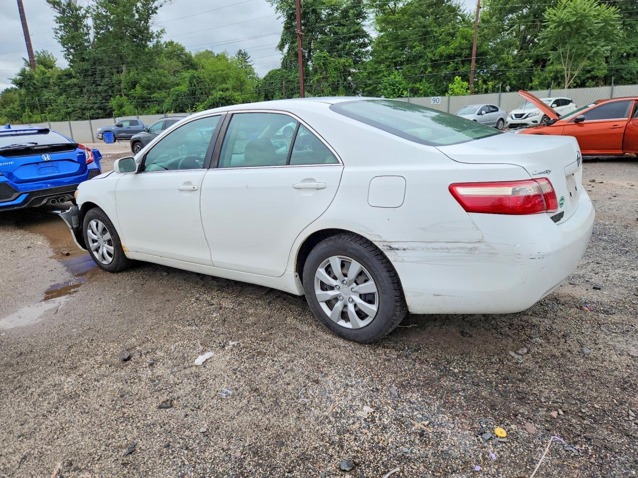 2009 Toyota Camry Base White vin: 4T1BE46K59U874937