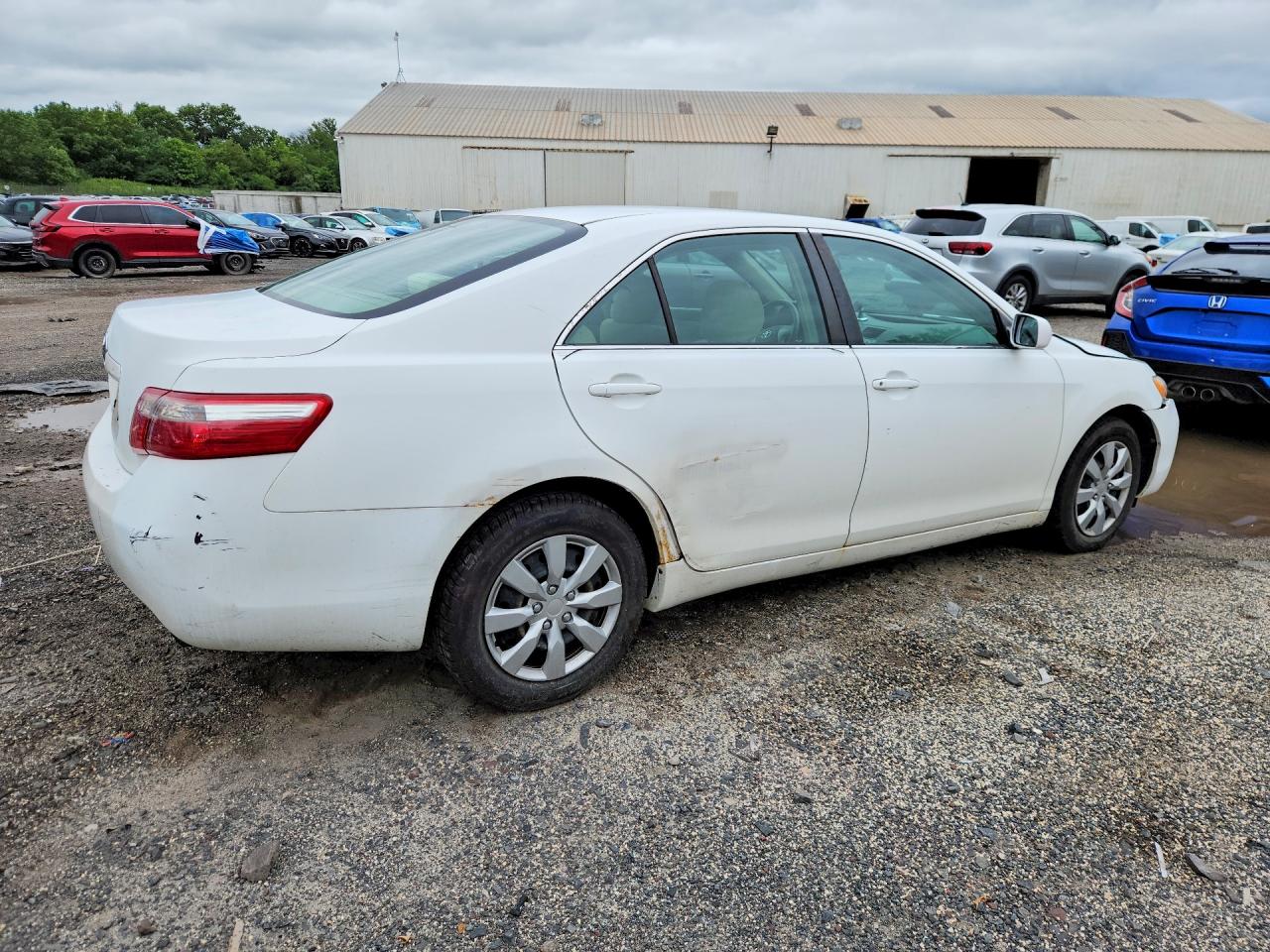 2009 Toyota Camry Base White vin: 4T1BE46K59U874937