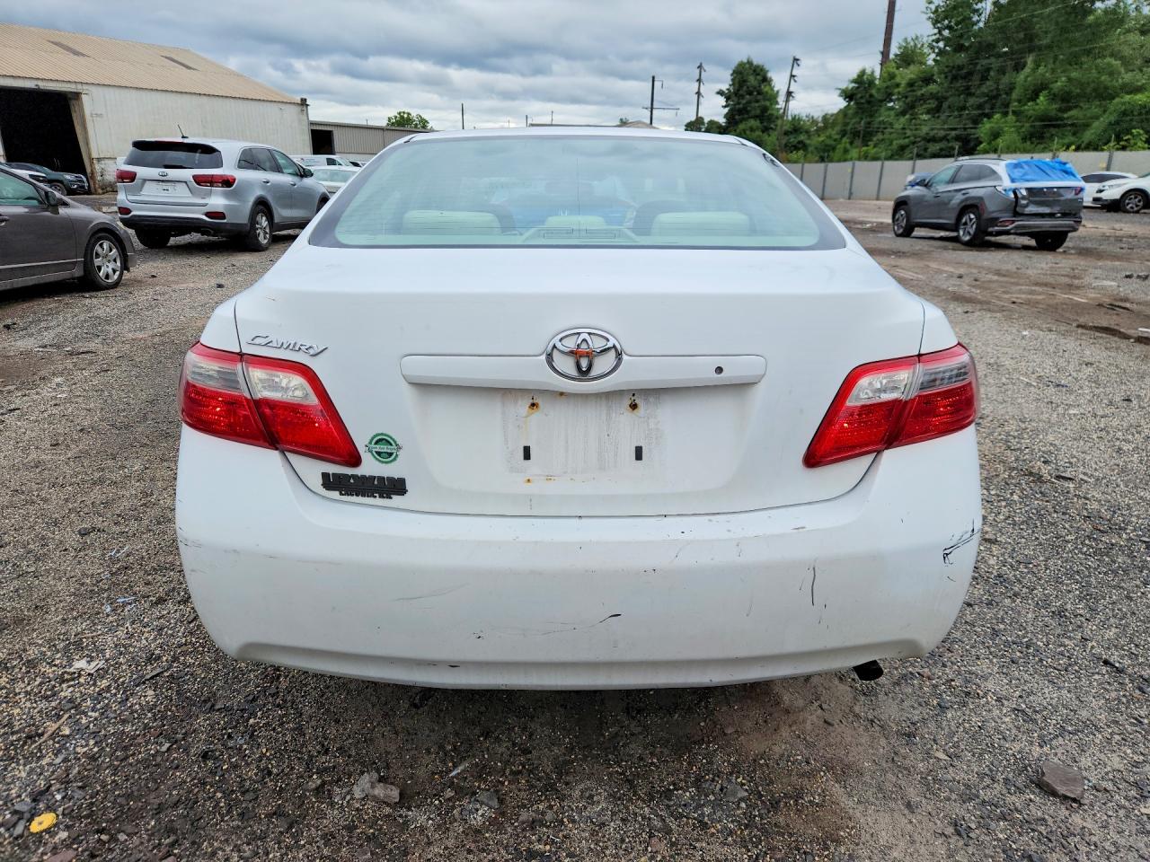 2009 Toyota Camry Base White vin: 4T1BE46K59U874937