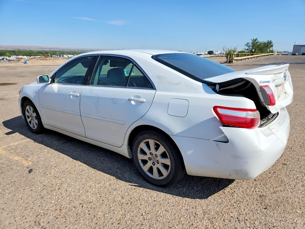 2009 Toyota Camry Xle White vin: 4T1BE46K59U892175