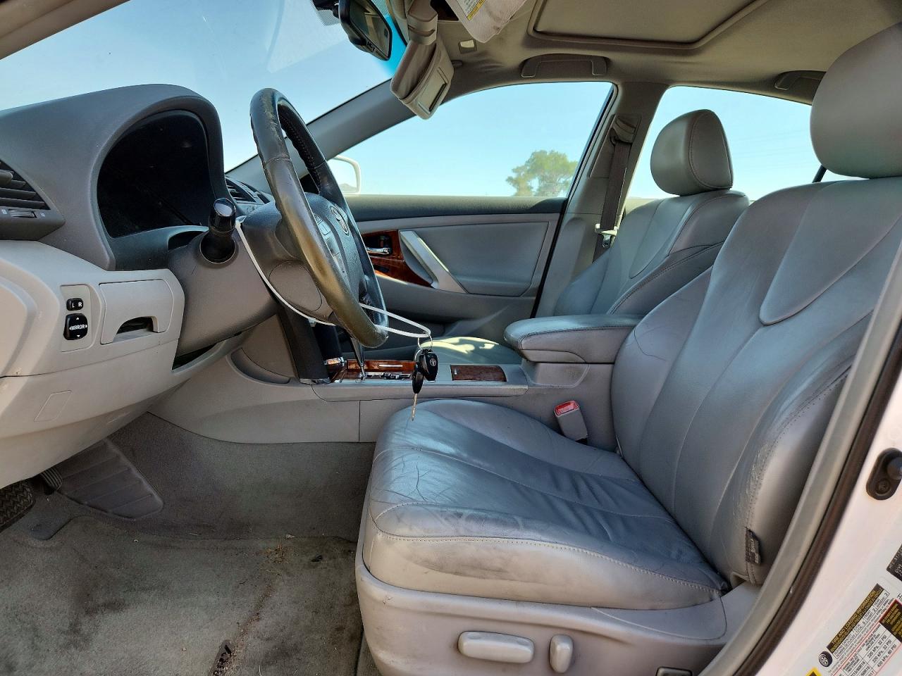 2009 Toyota Camry Xle White vin: 4T1BE46K59U892175