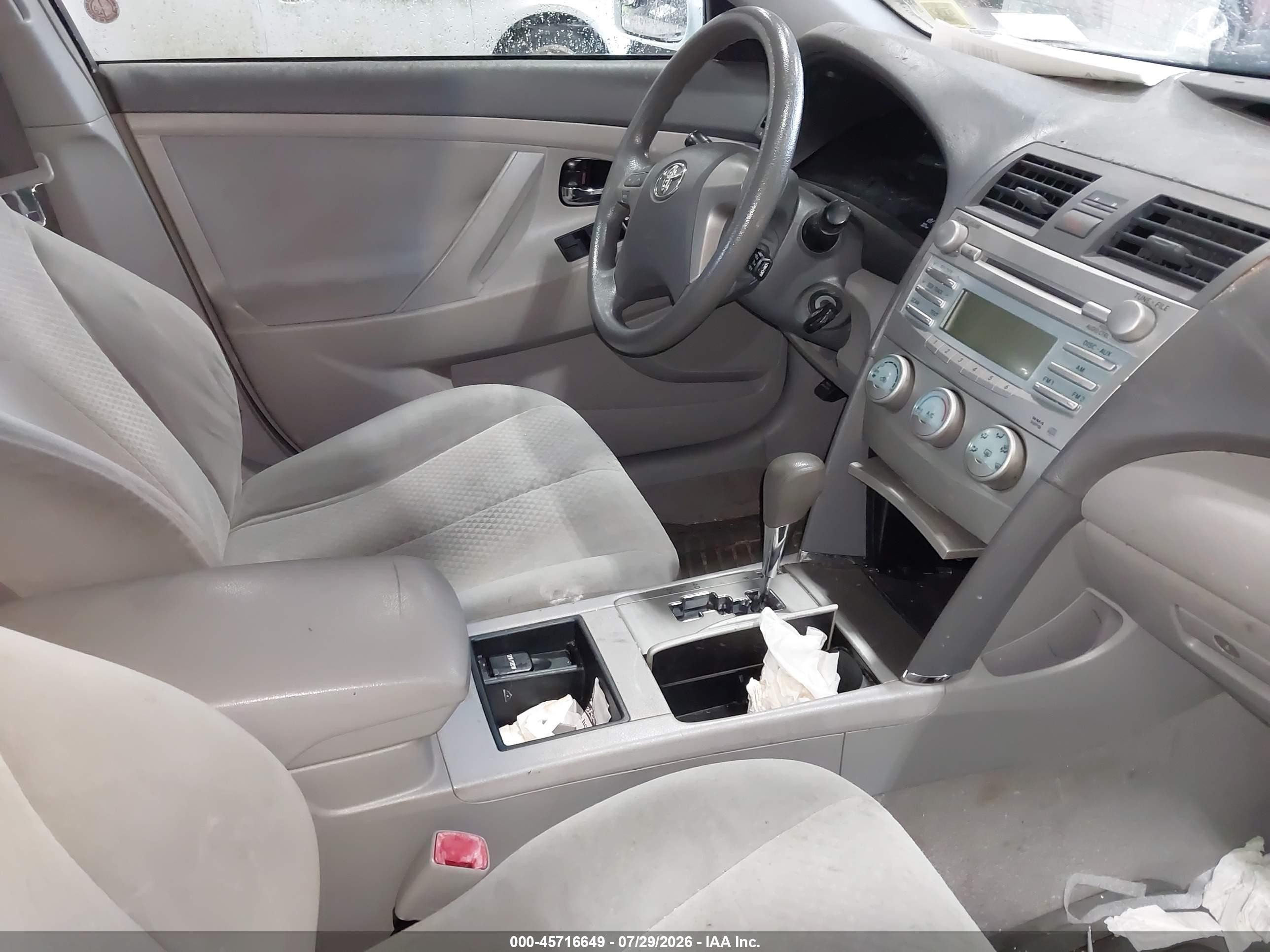 2009 Toyota Camry Le Белый vin: 4T1BE46K59U918452